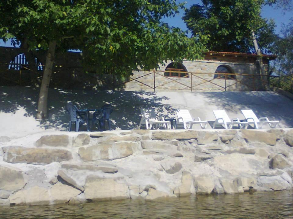 Guest House 
