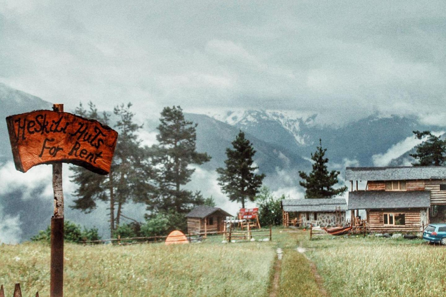 Heshkili huts and cabins Svaneti
