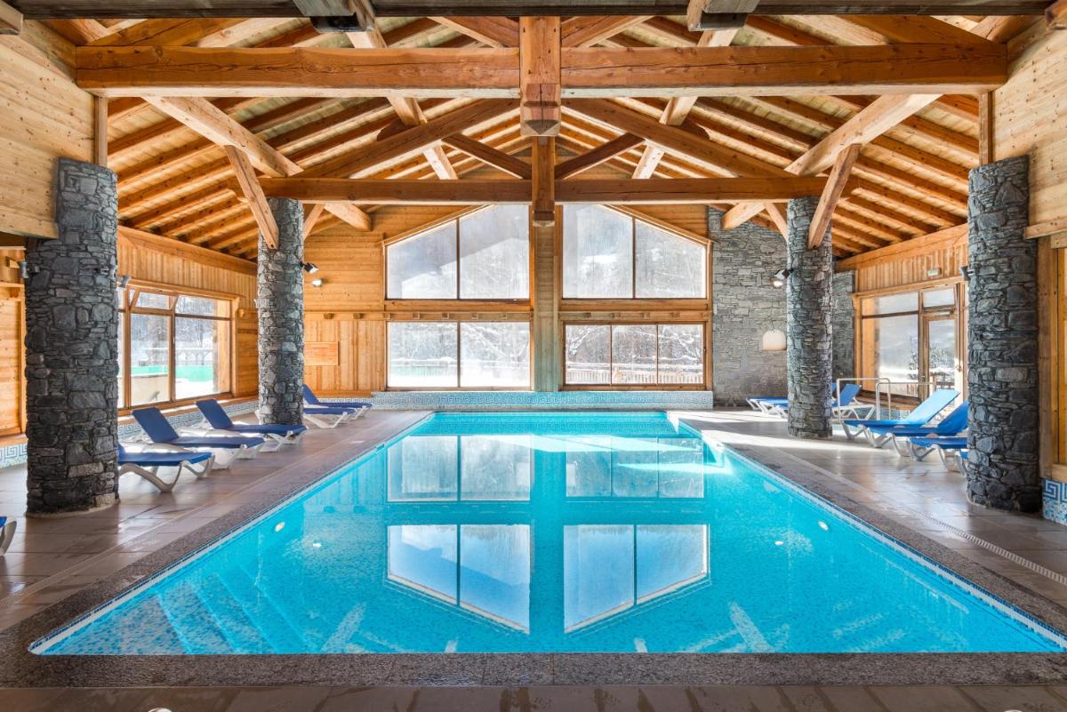 travelski home premium - Résidence Le Hameau du Rocher Blanc 4 stars view 3