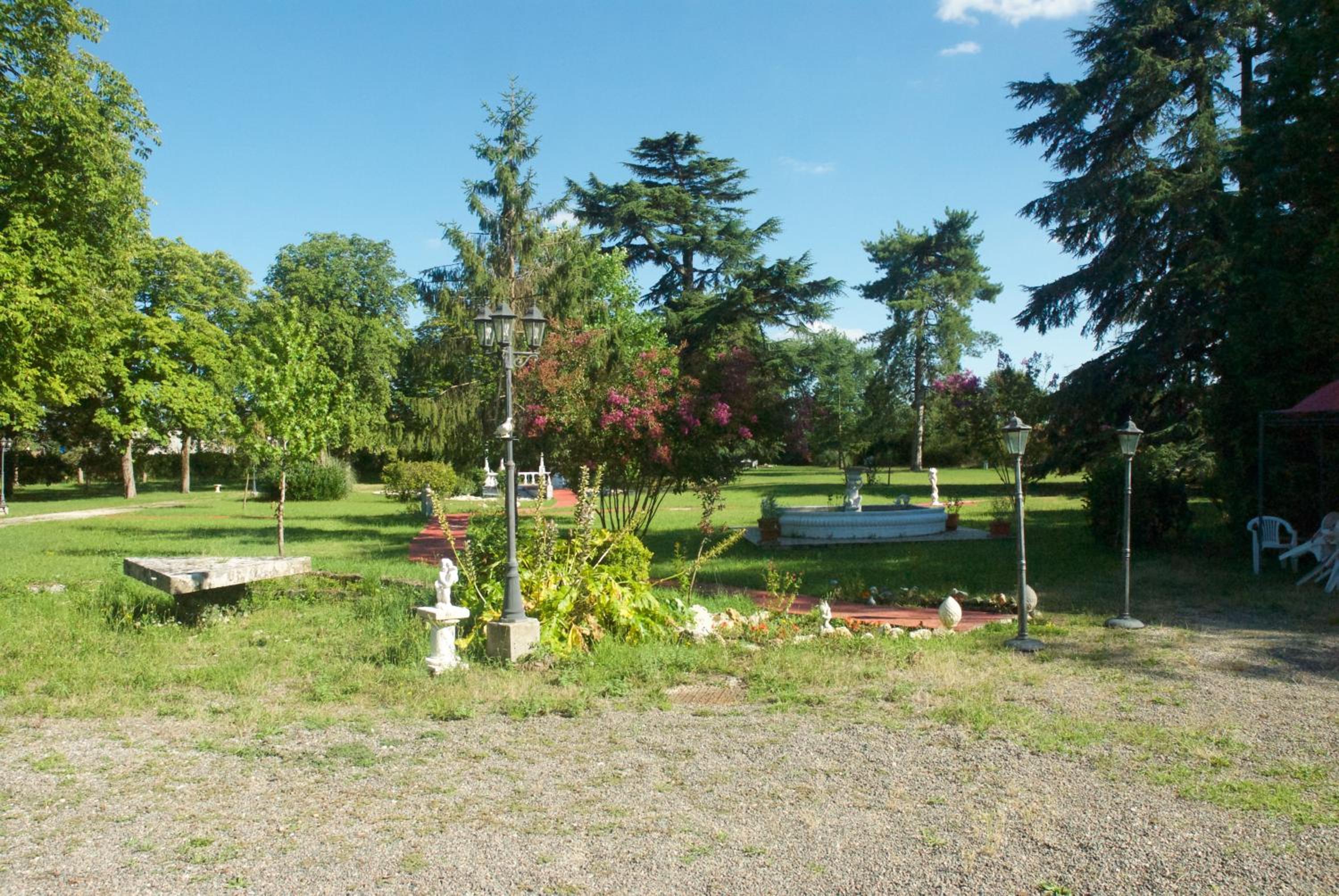Le Clos des Cèdres b&b