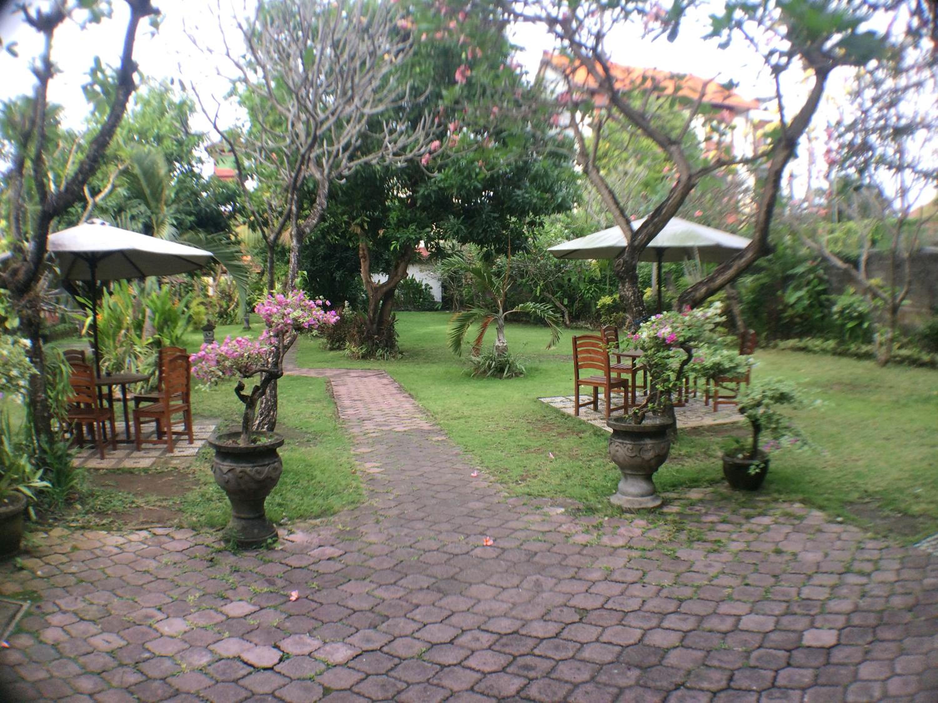 Mangga Bali Inn view 4