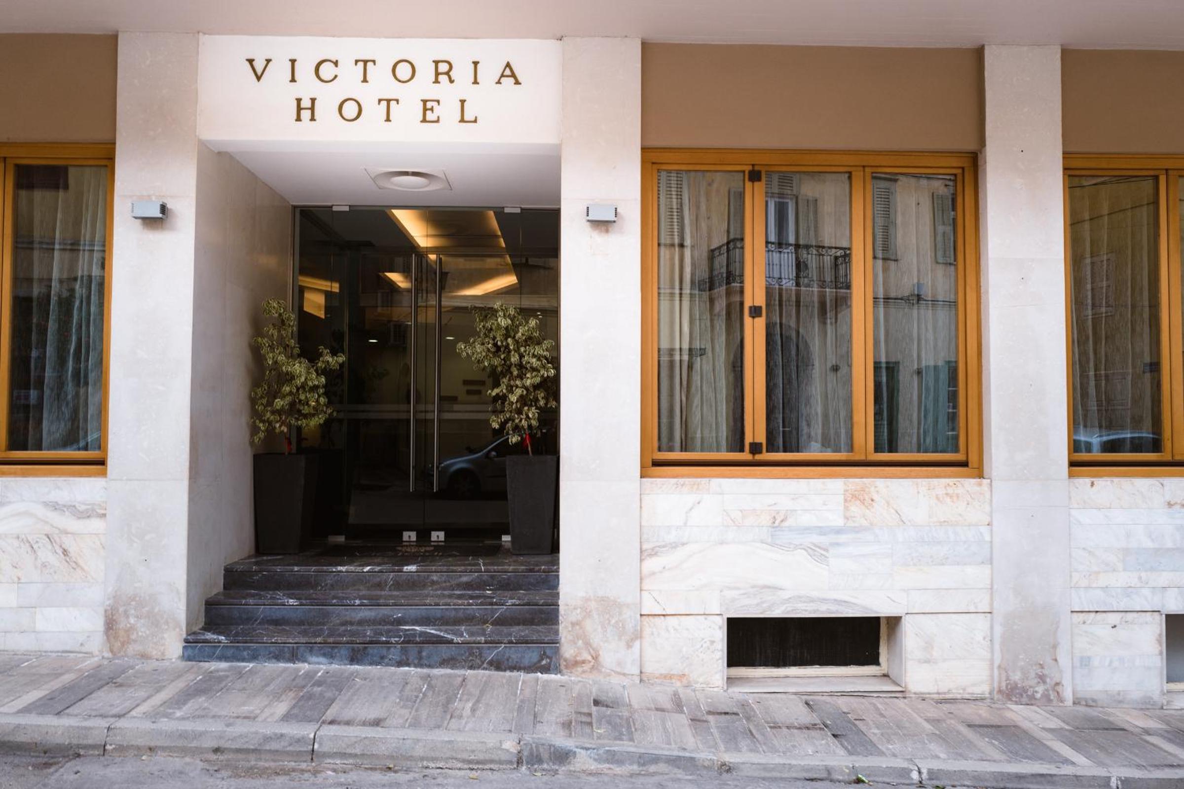 Hotel Victoria Hotel - Image 1