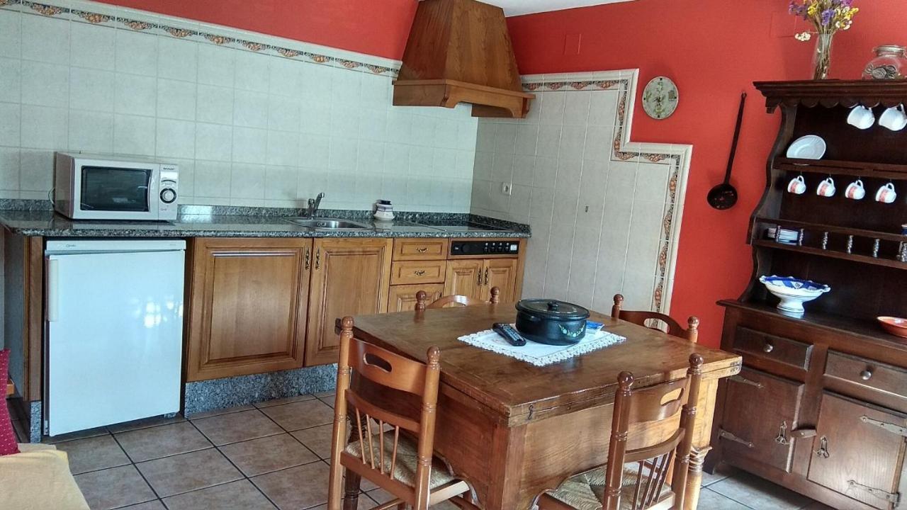 Apartamentos Los Castros photo 2