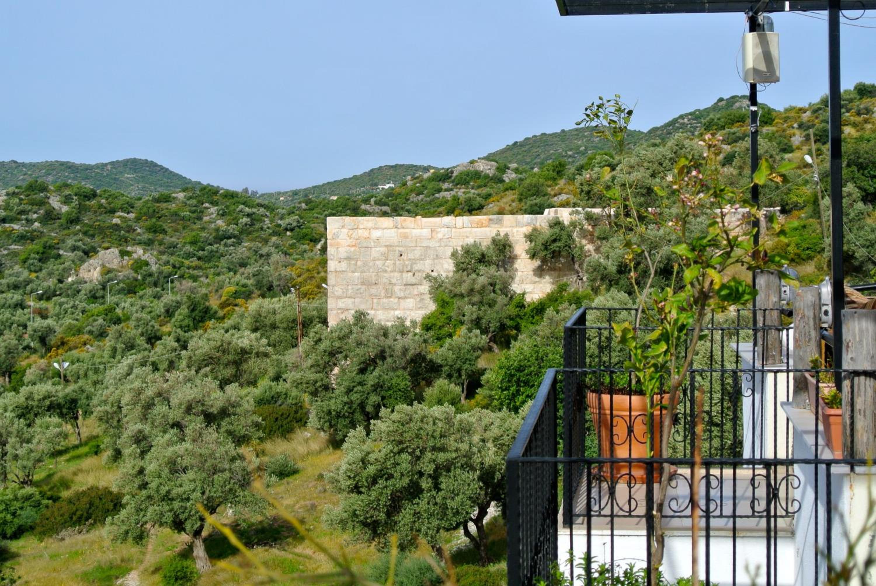 Hideaway - Image 167