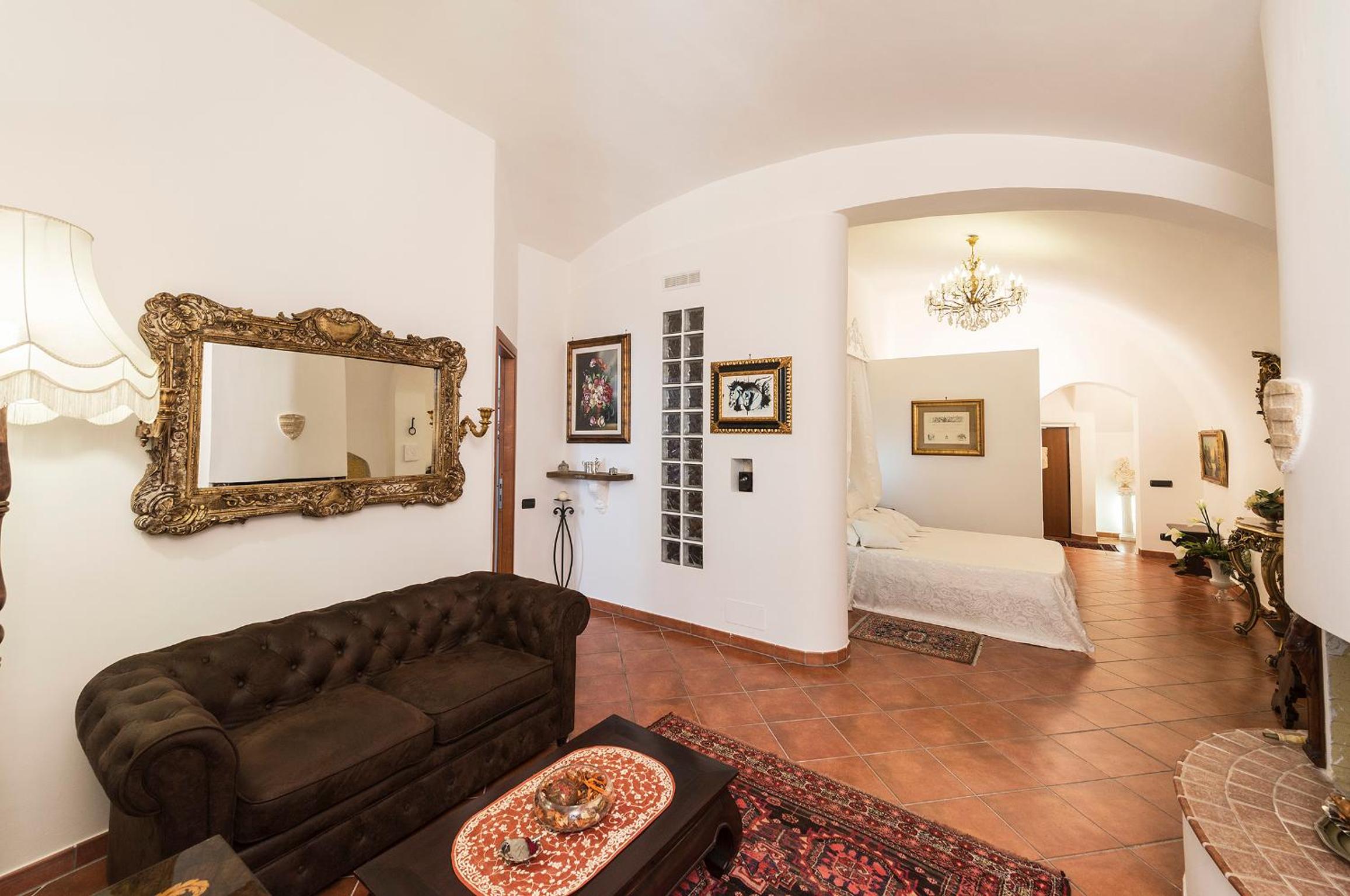 Palazzo Castelleschi view 5