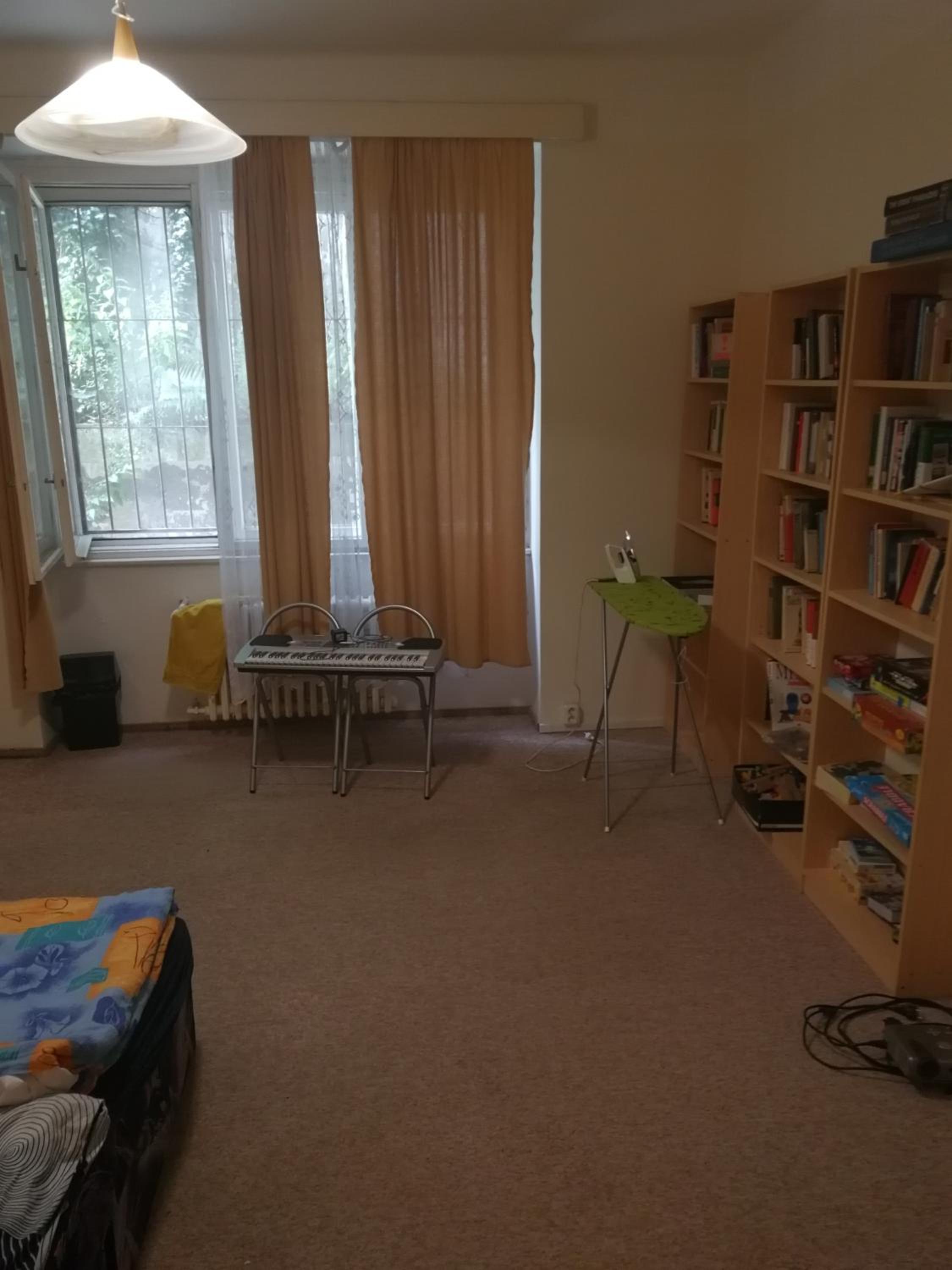 flat 18 minutes from Vaclavske namesti