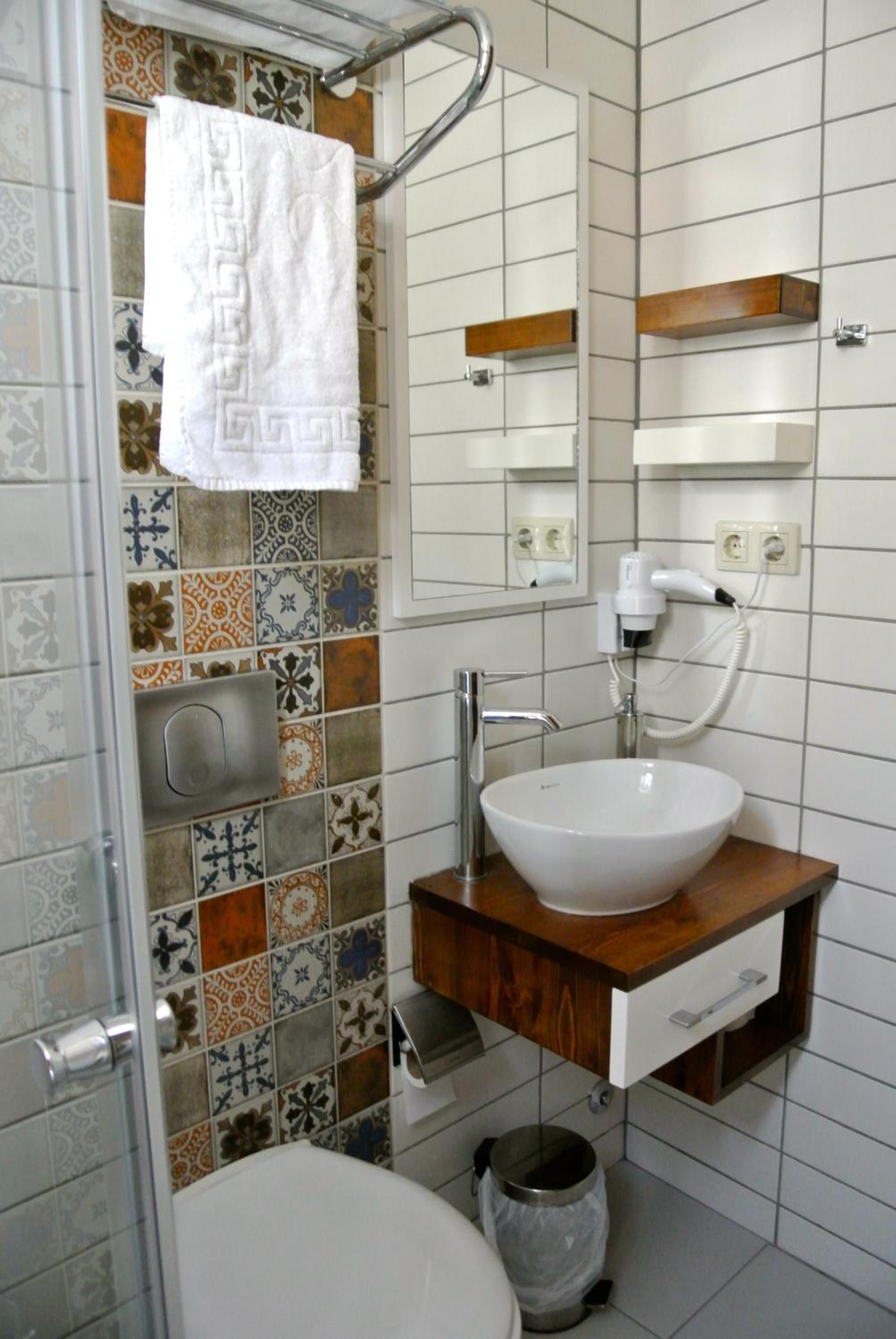 Hideaway - Image 178