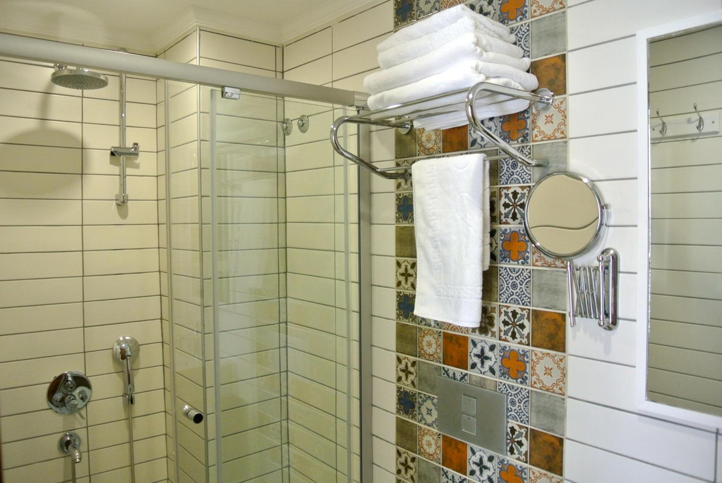 Hideaway - Image 179