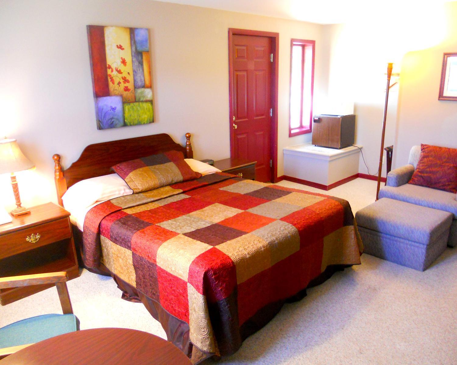 Vinehurst Inn & Suites