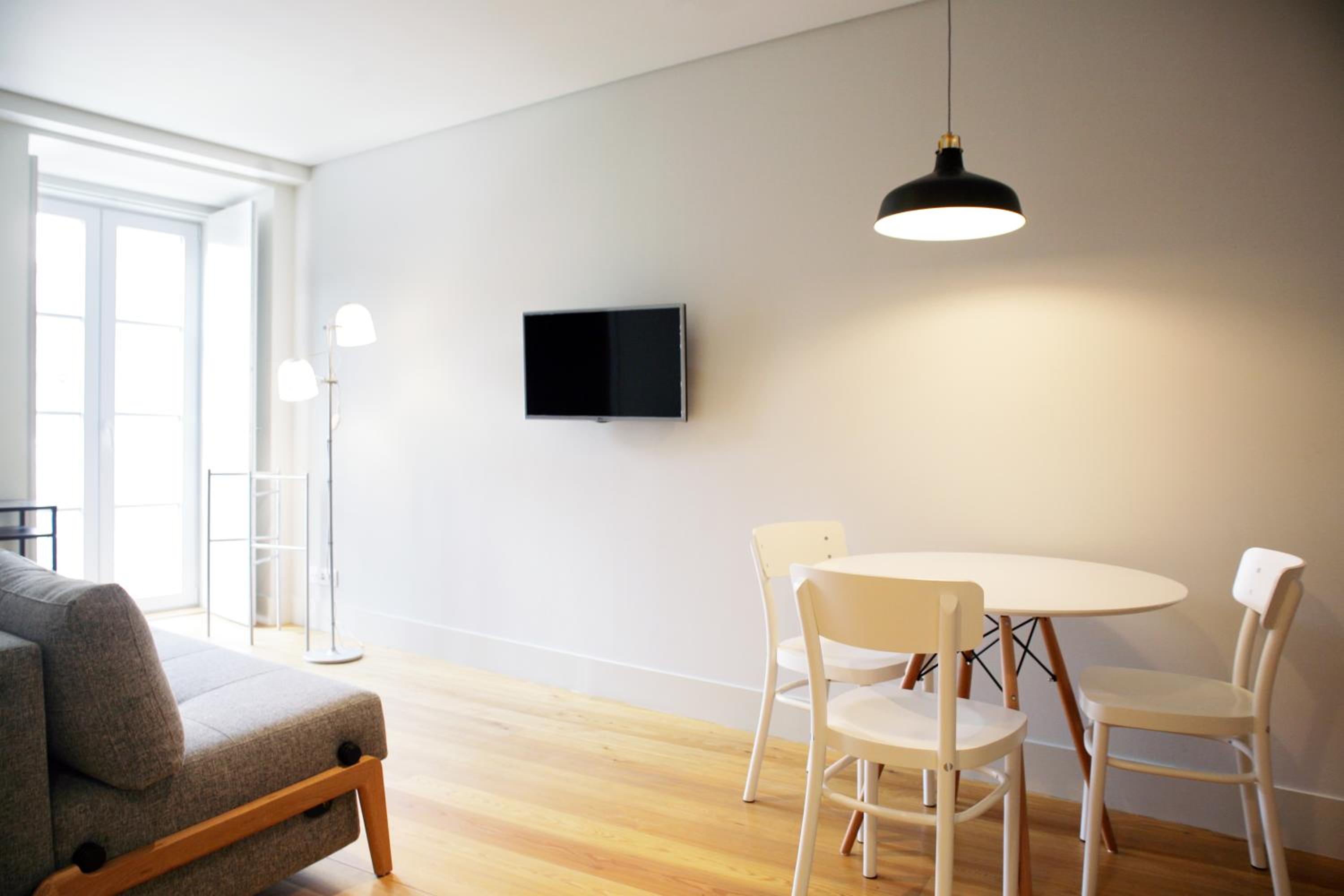 Boavista Apartment (Mercado da Ribeira) view 2