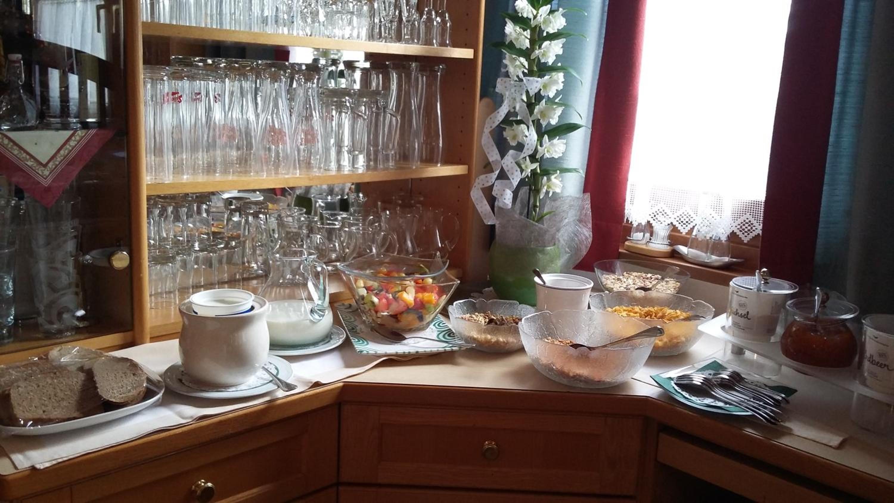 Pension und Appartement Weinschreiber view 5