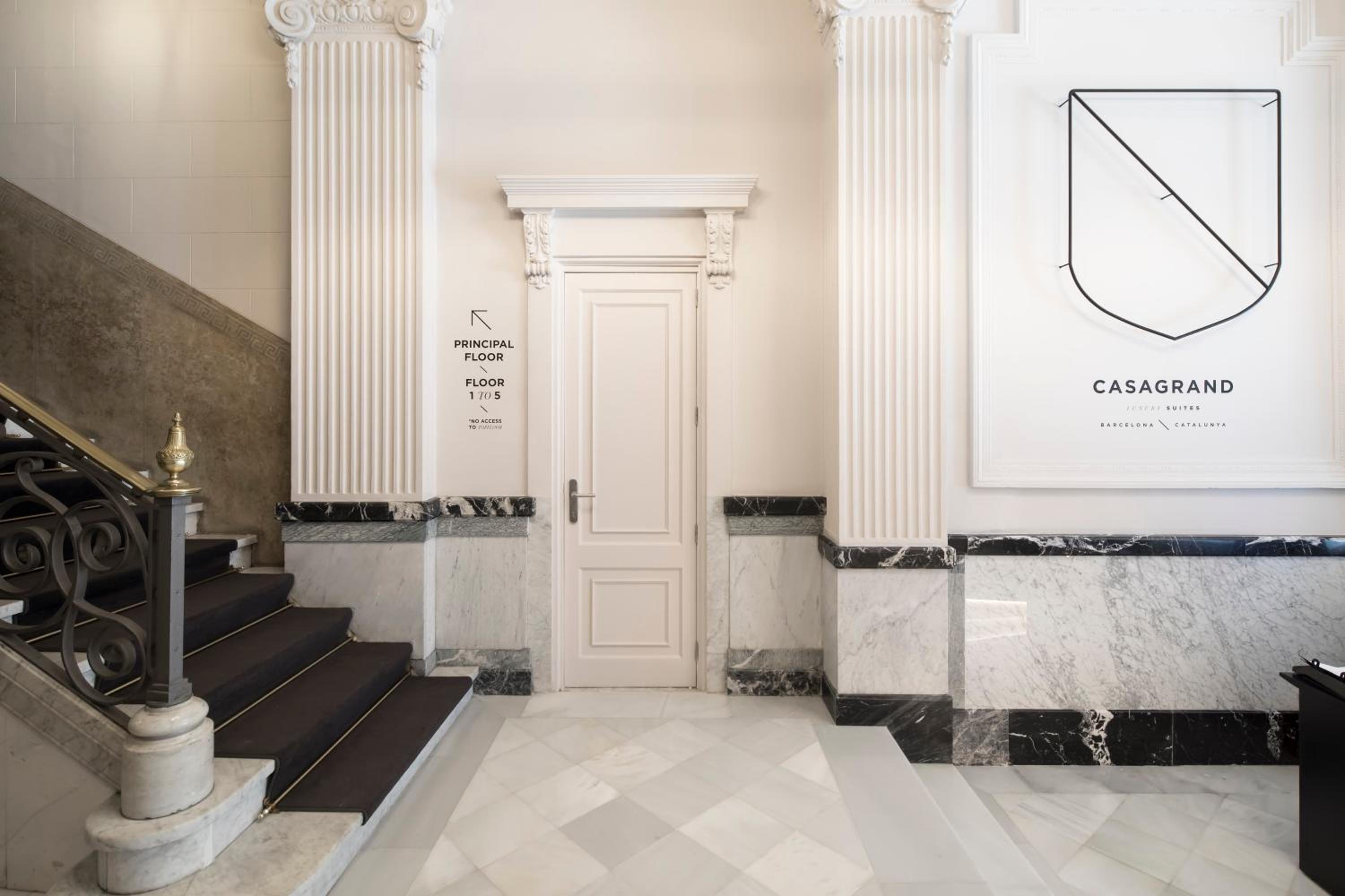 Casagrand Luxury Apartments Barcelona
