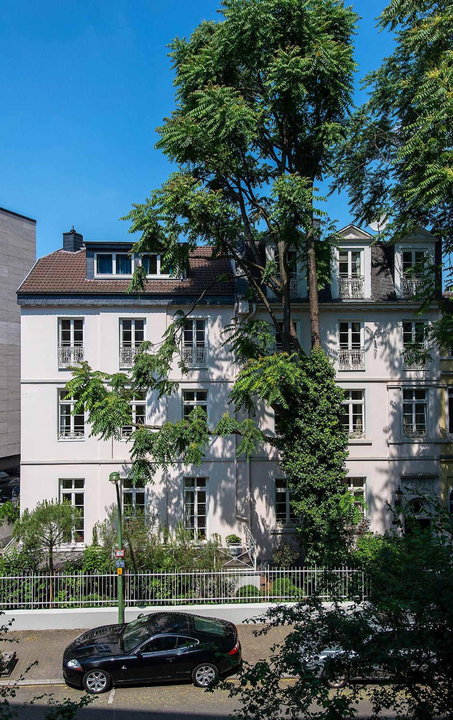 DIRAZI Guesthouse Apartments GmbH - Property Image 36