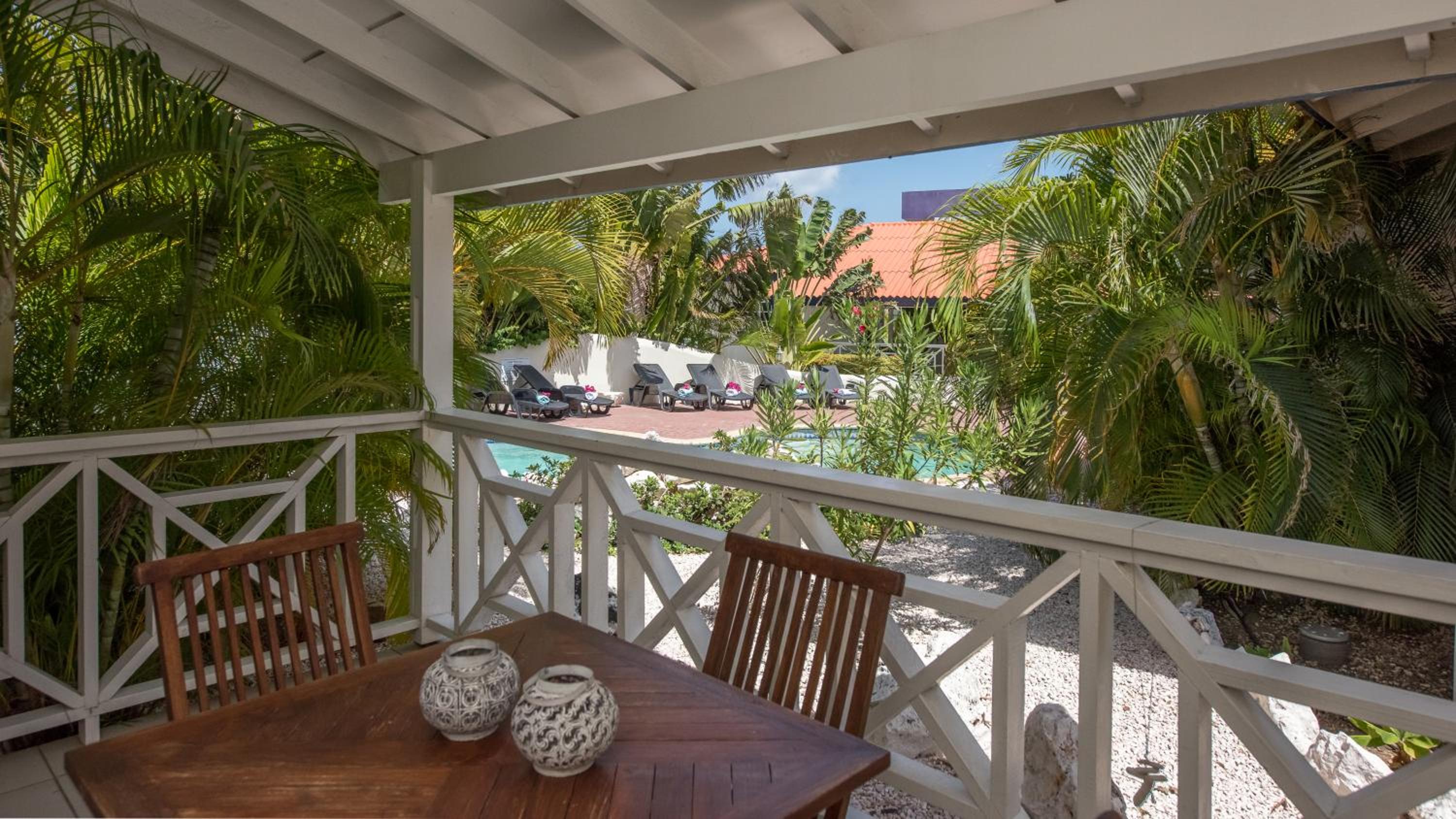 Blue Marlin Apartments, nabij Mambo Beach view 4