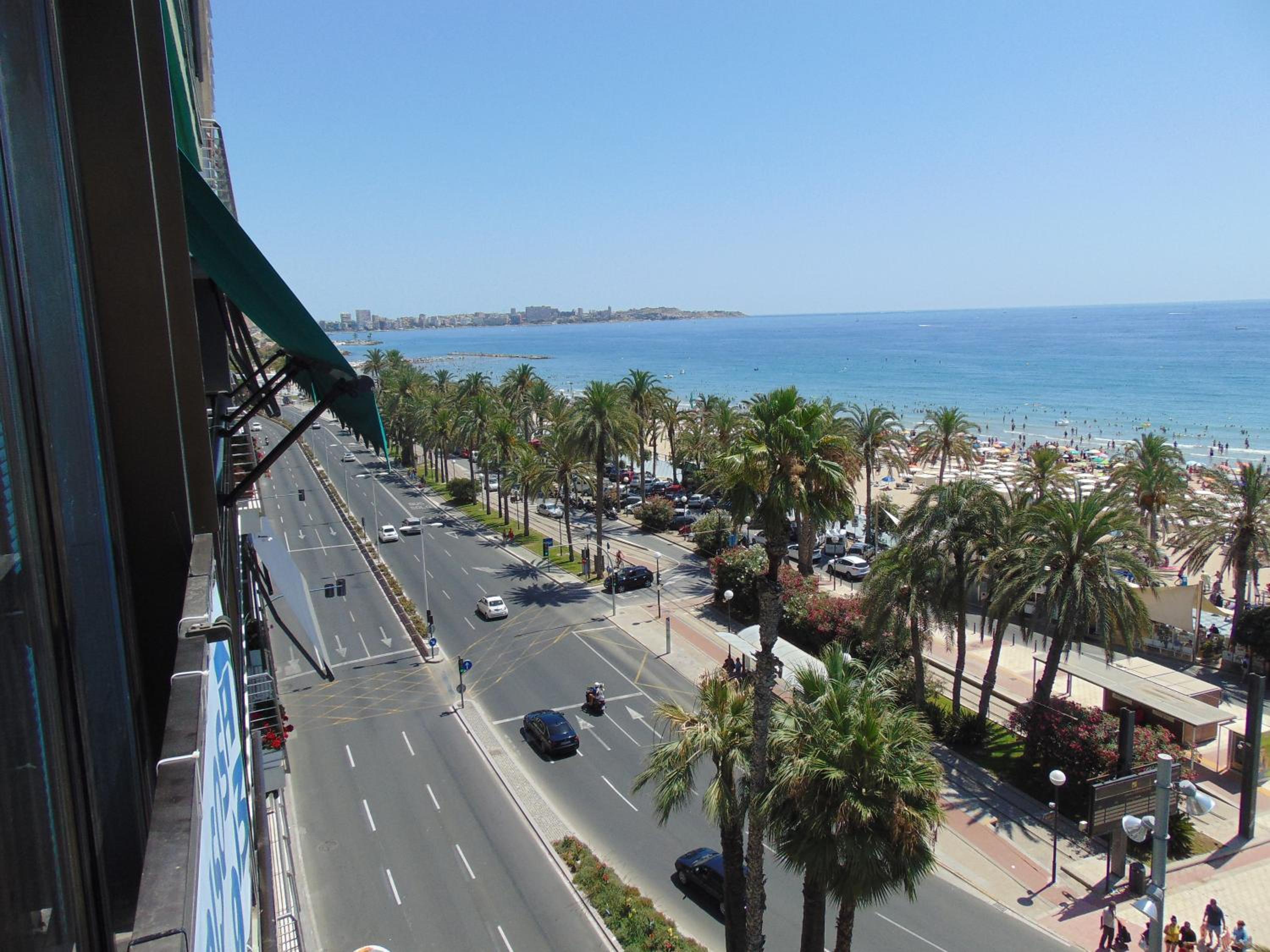 Apartamentos Playa Postiguet Alicante