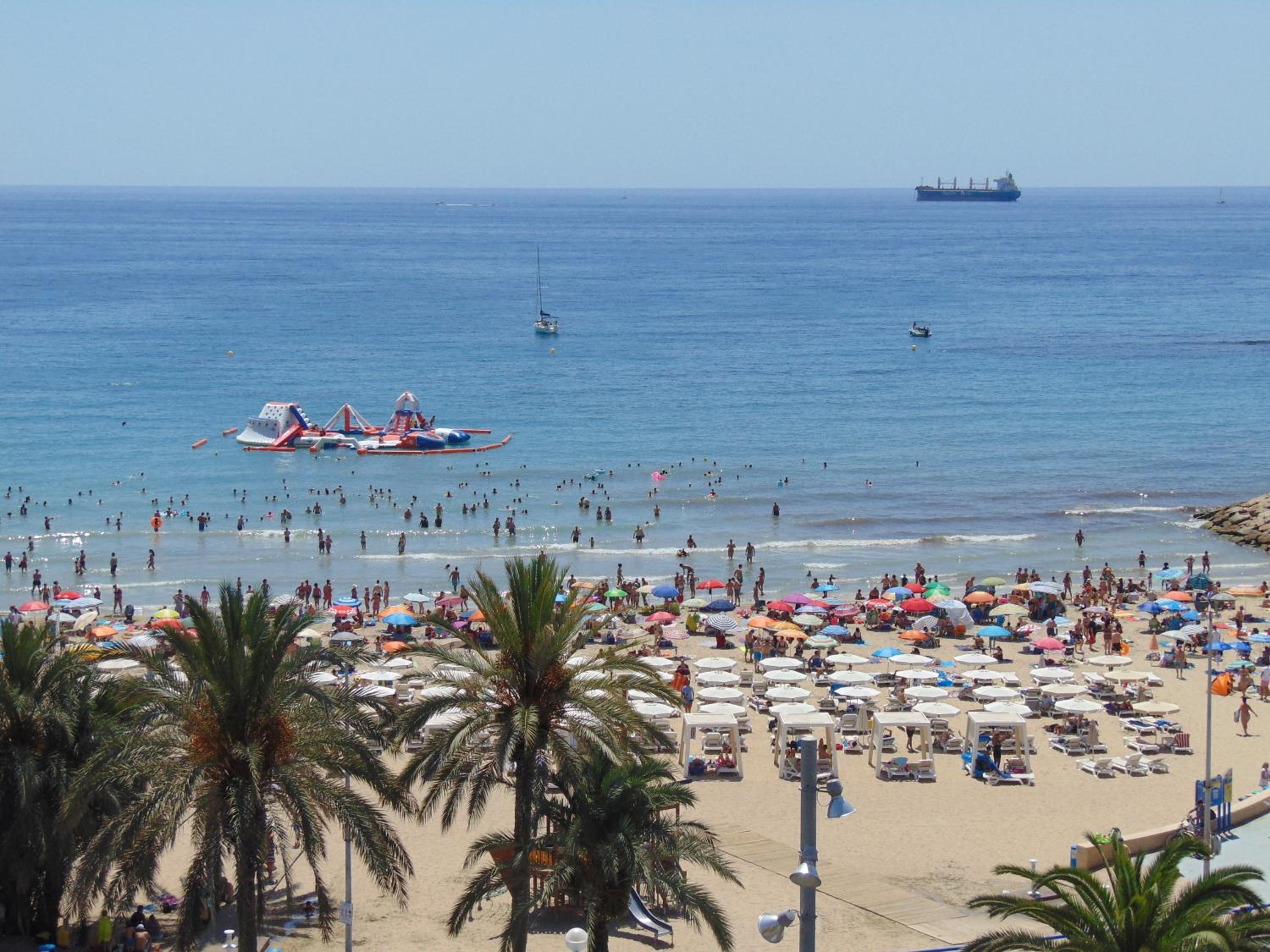 Apartamentos Playa Postiguet Alicante