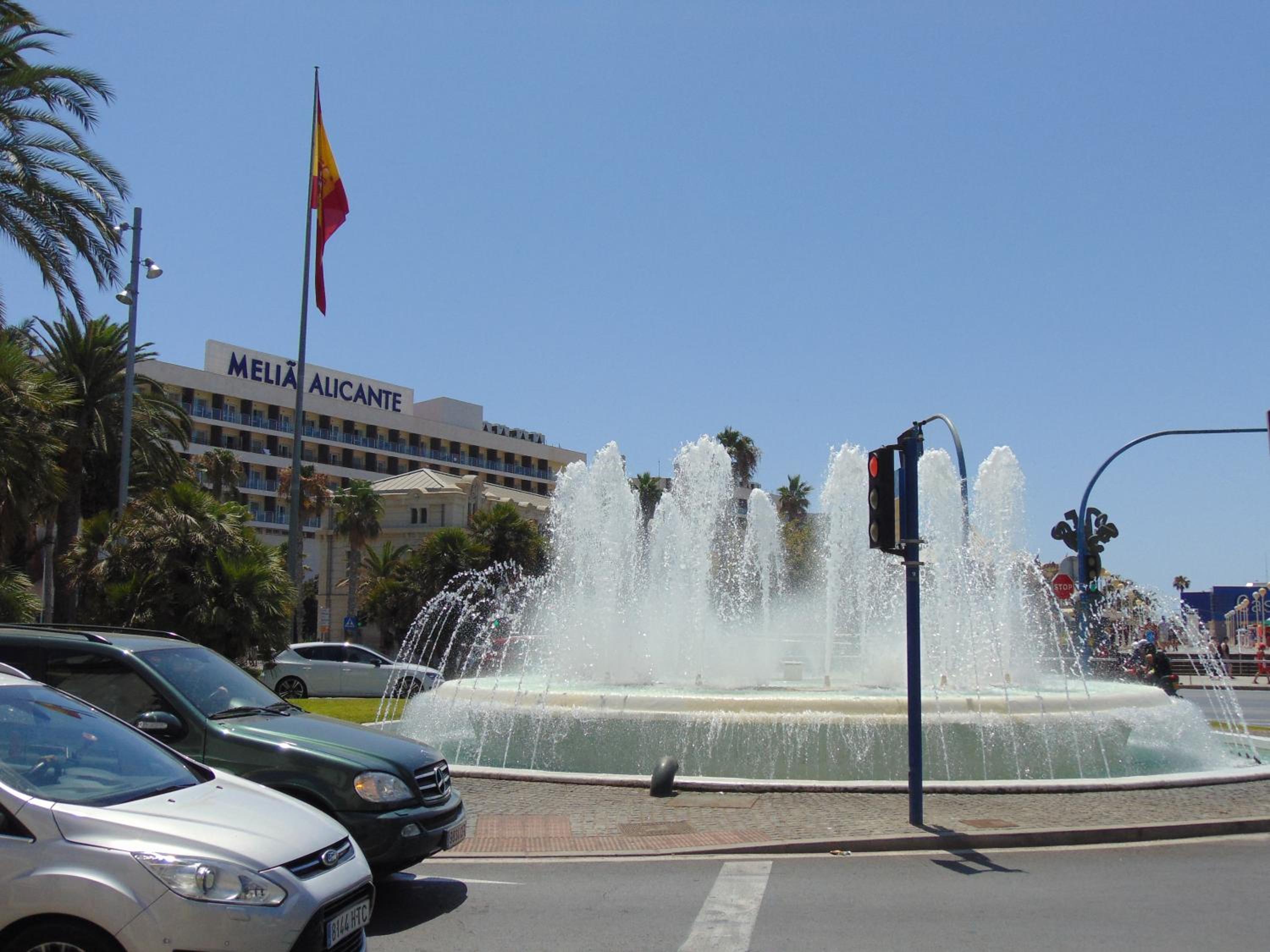 Apartamentos Playa Postiguet Alicante