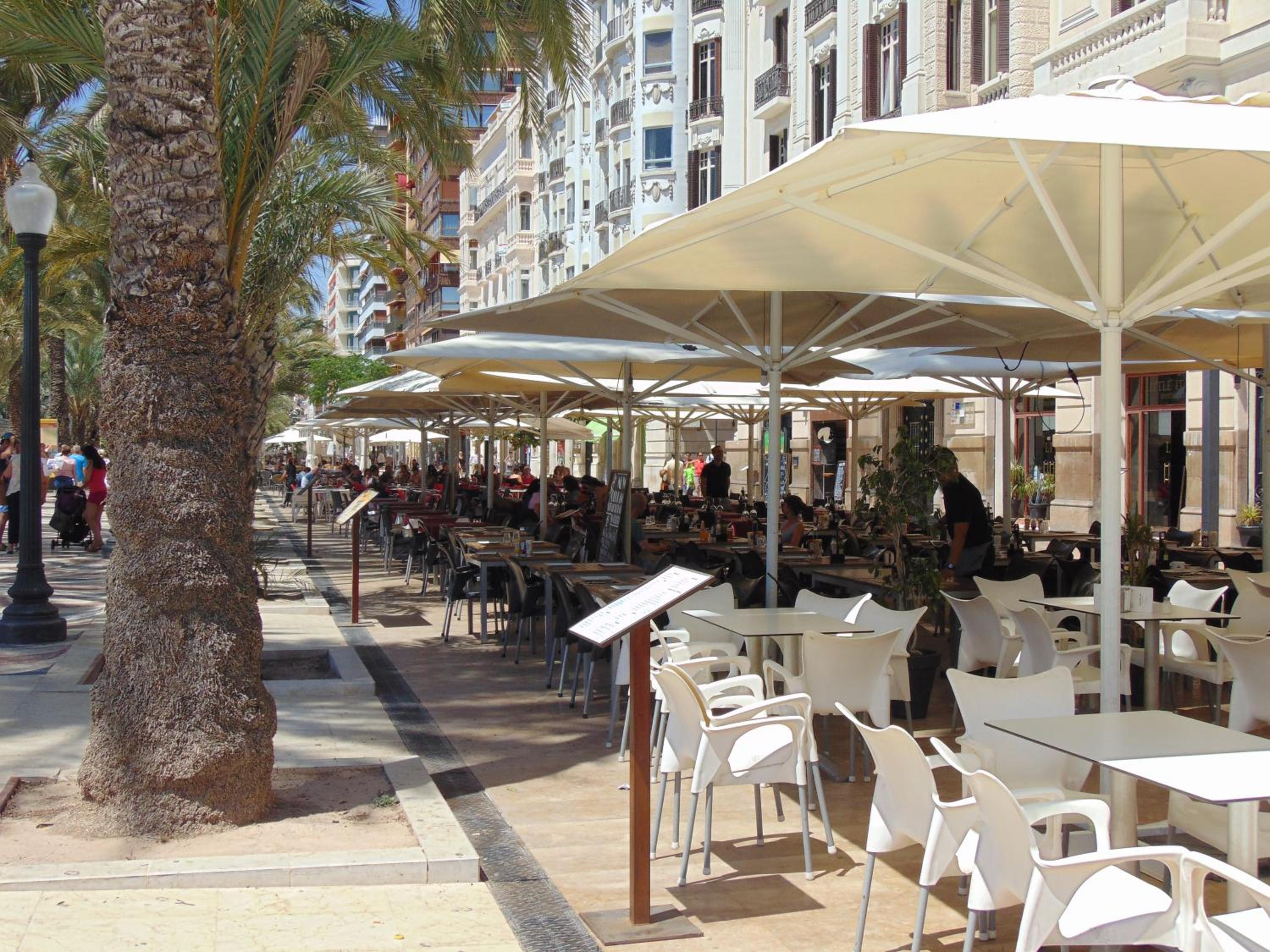Apartamentos Playa Postiguet Alicante