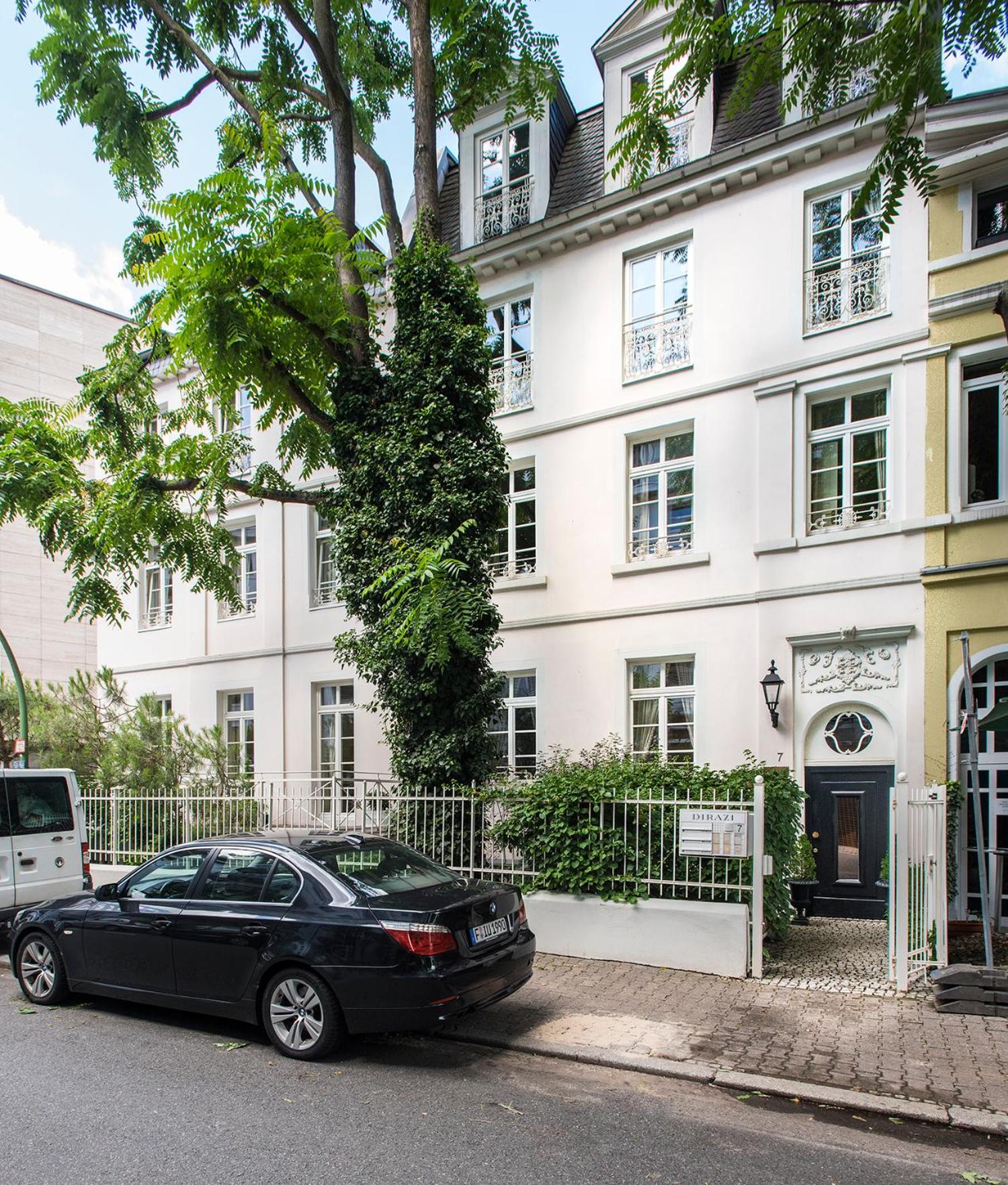 DIRAZI Guesthouse Apartments GmbH - Property Image 33