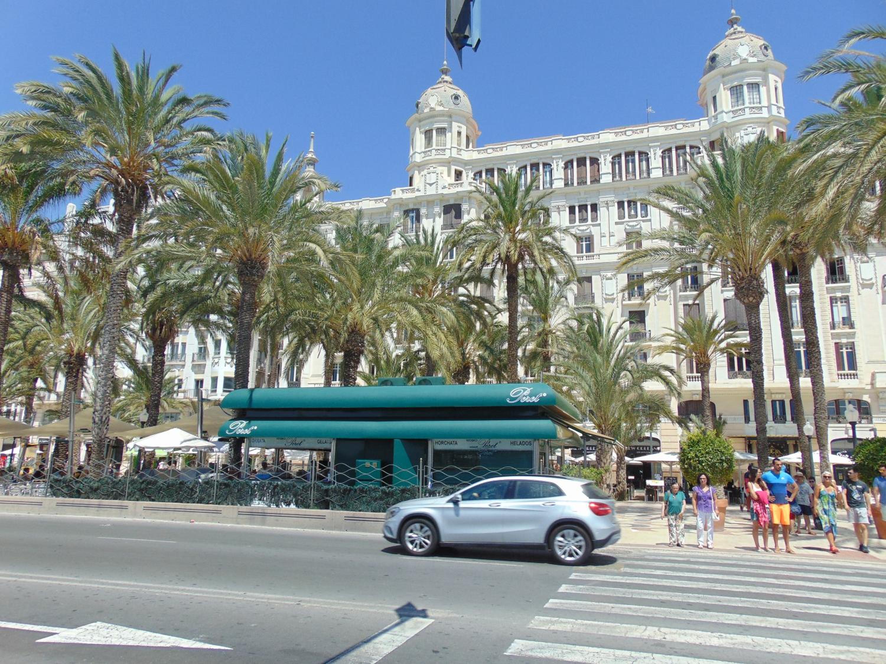 Apartamentos Playa Postiguet Alicante