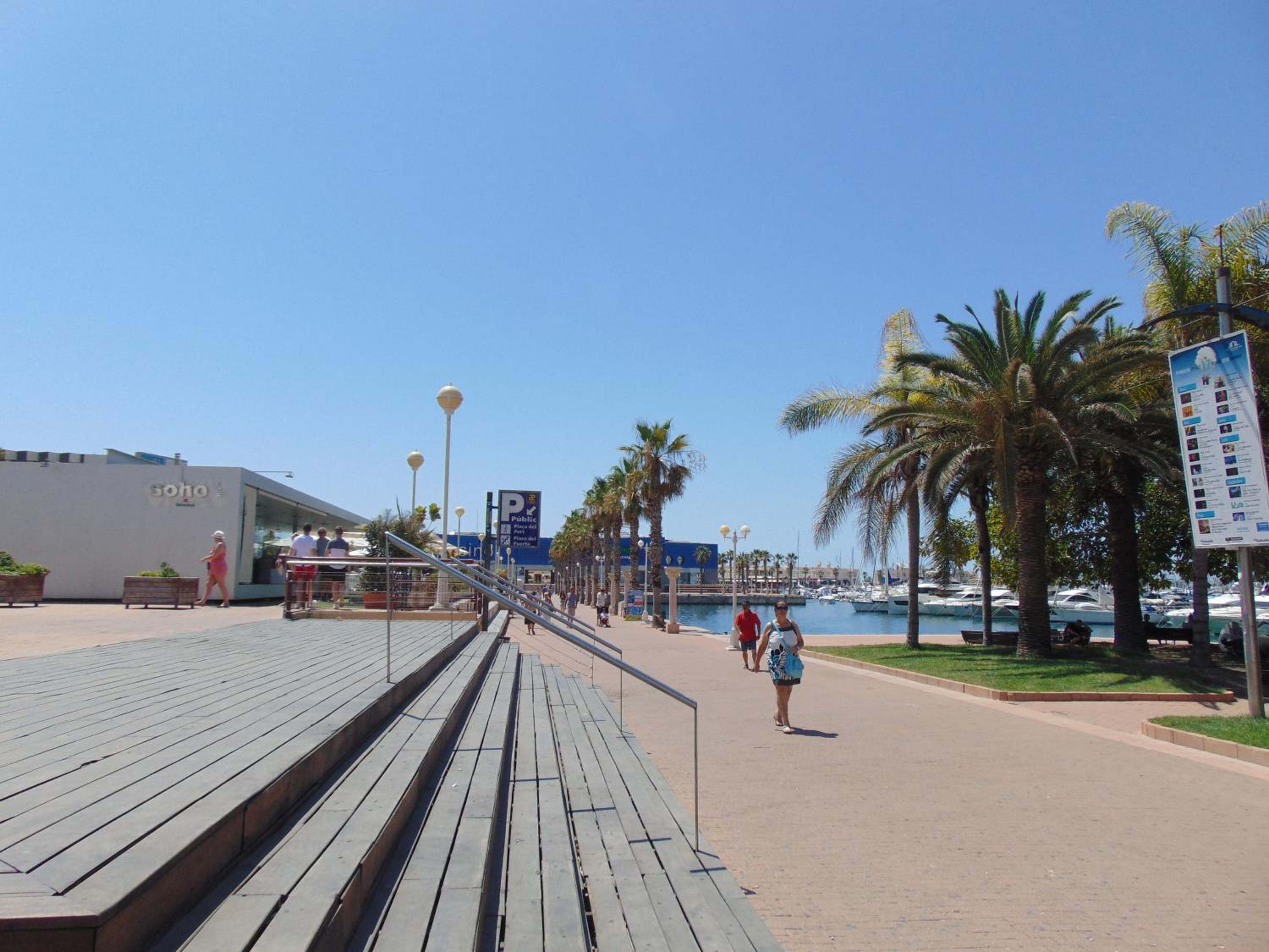 Apartamentos Playa Postiguet Alicante