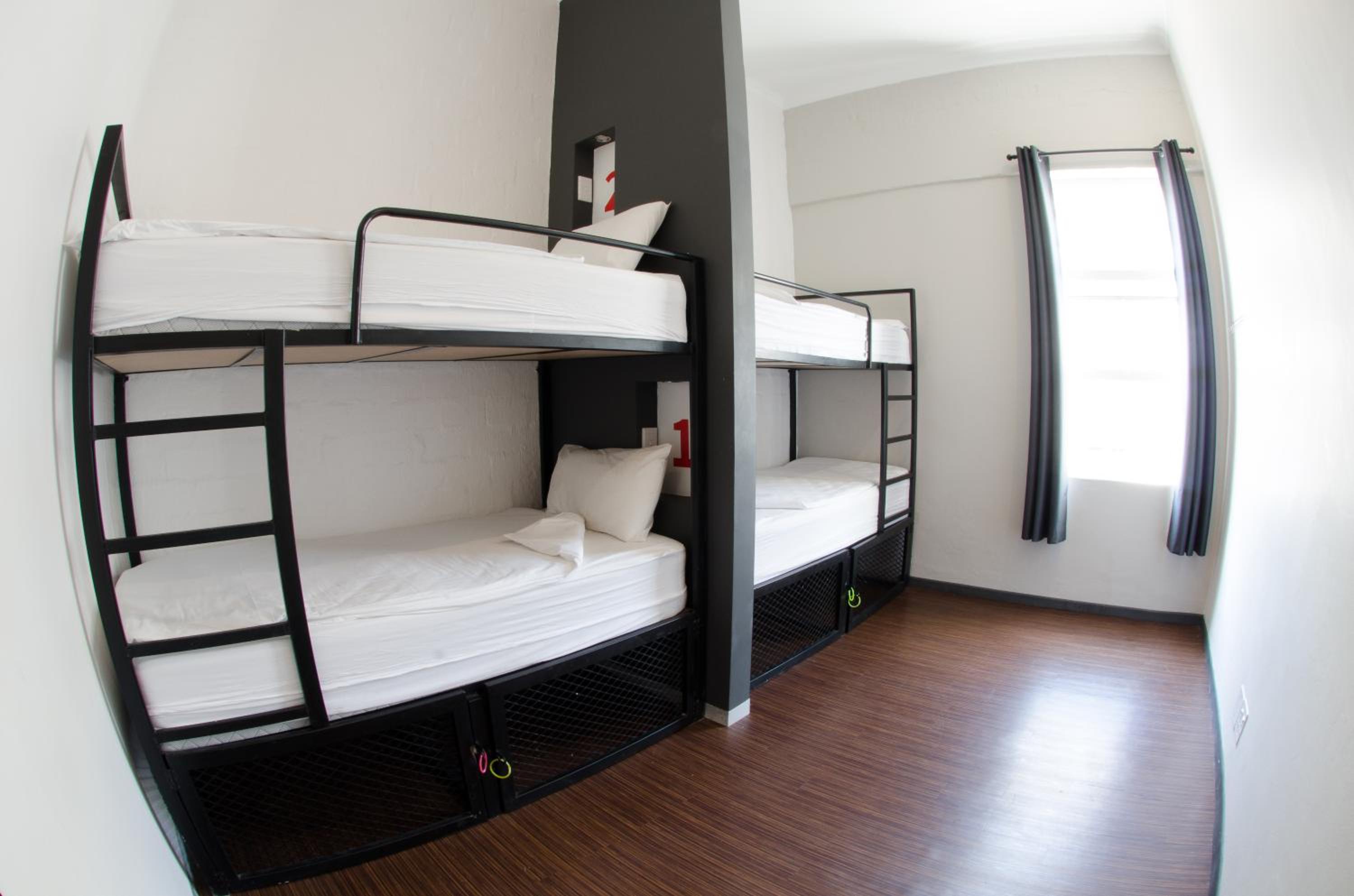 91 Loop Boutique Hostel