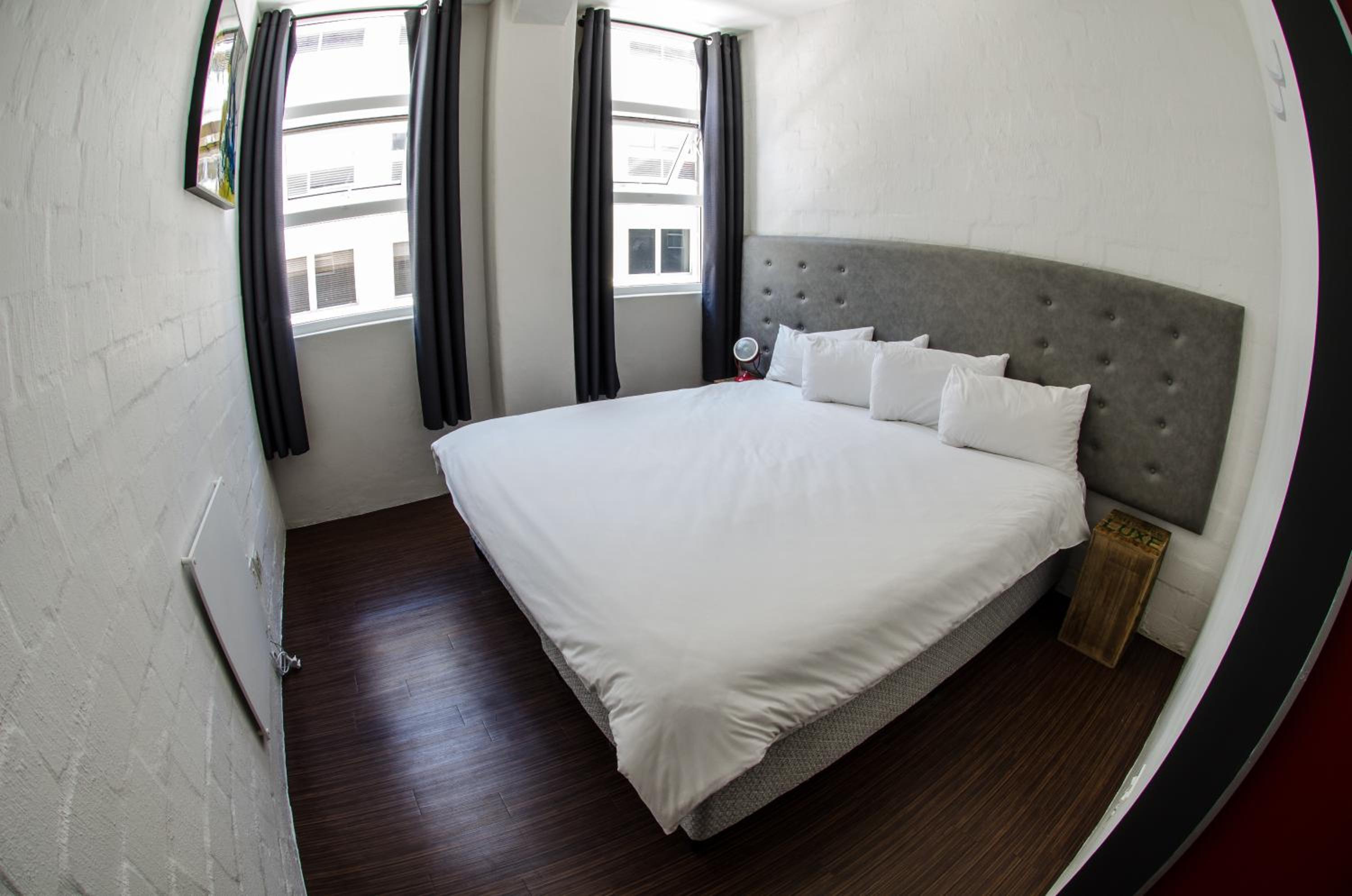 91 Loop Boutique Hostel