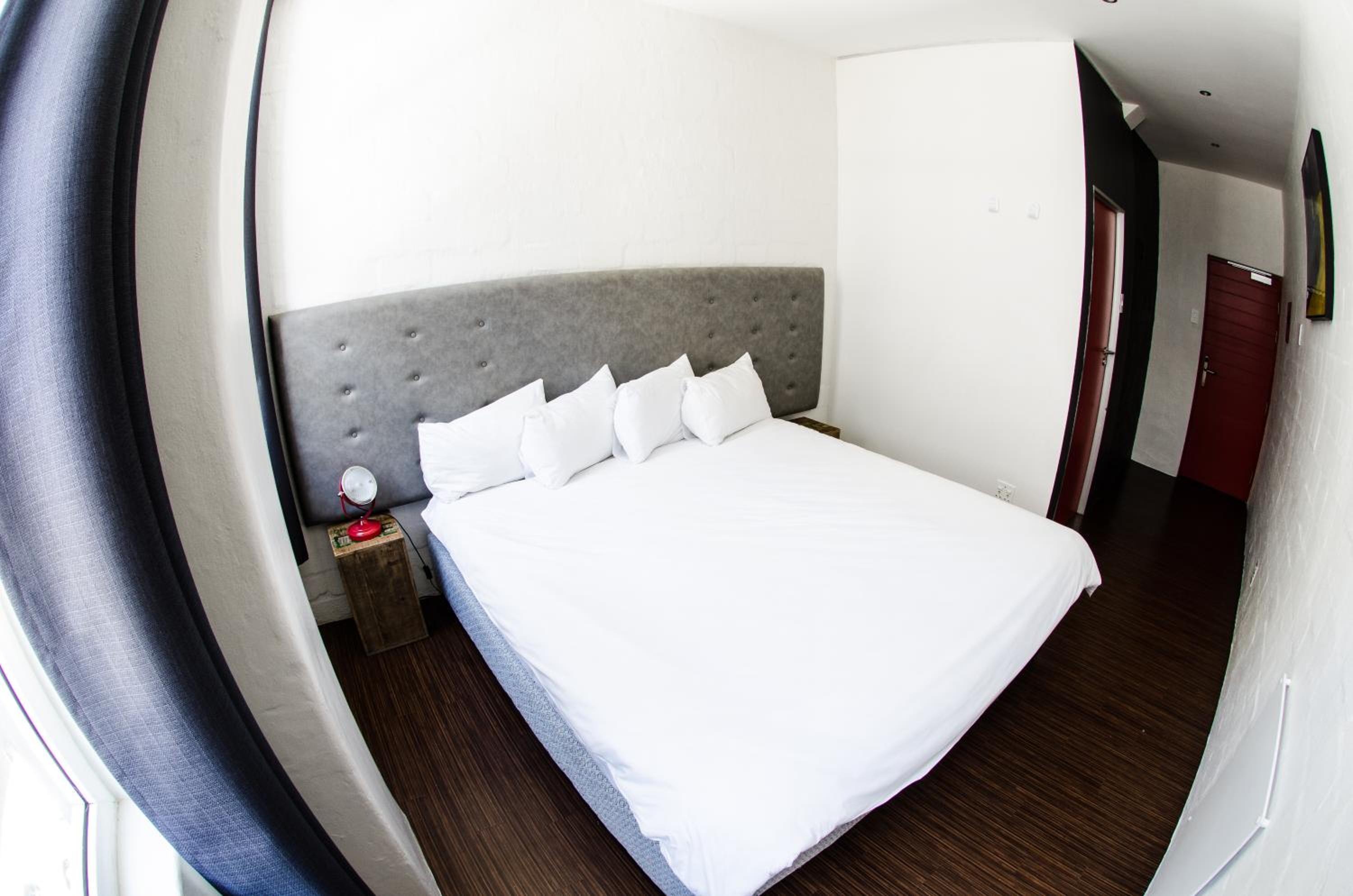 91 Loop Boutique Hostel