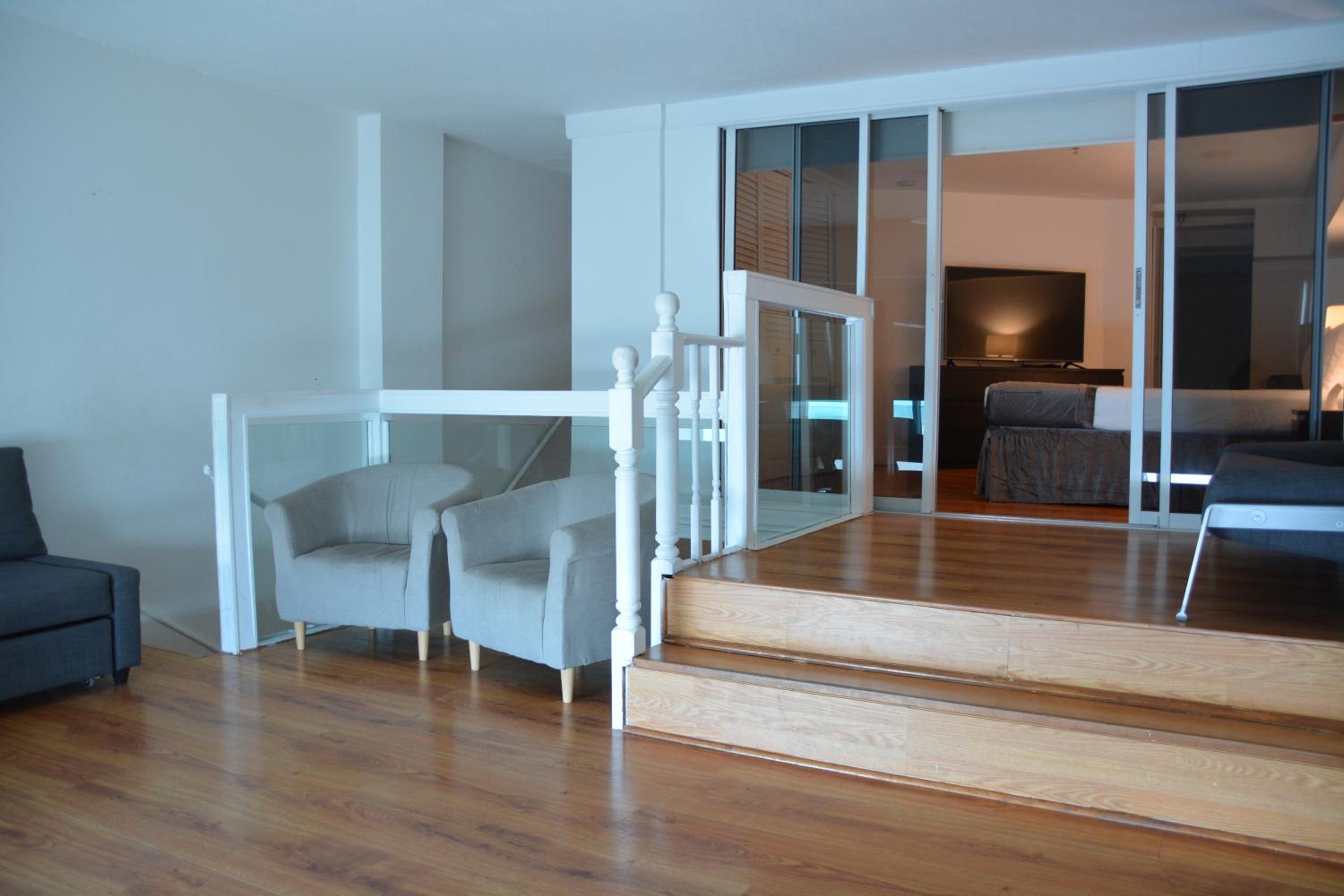 New Point Miami Beach Apartments