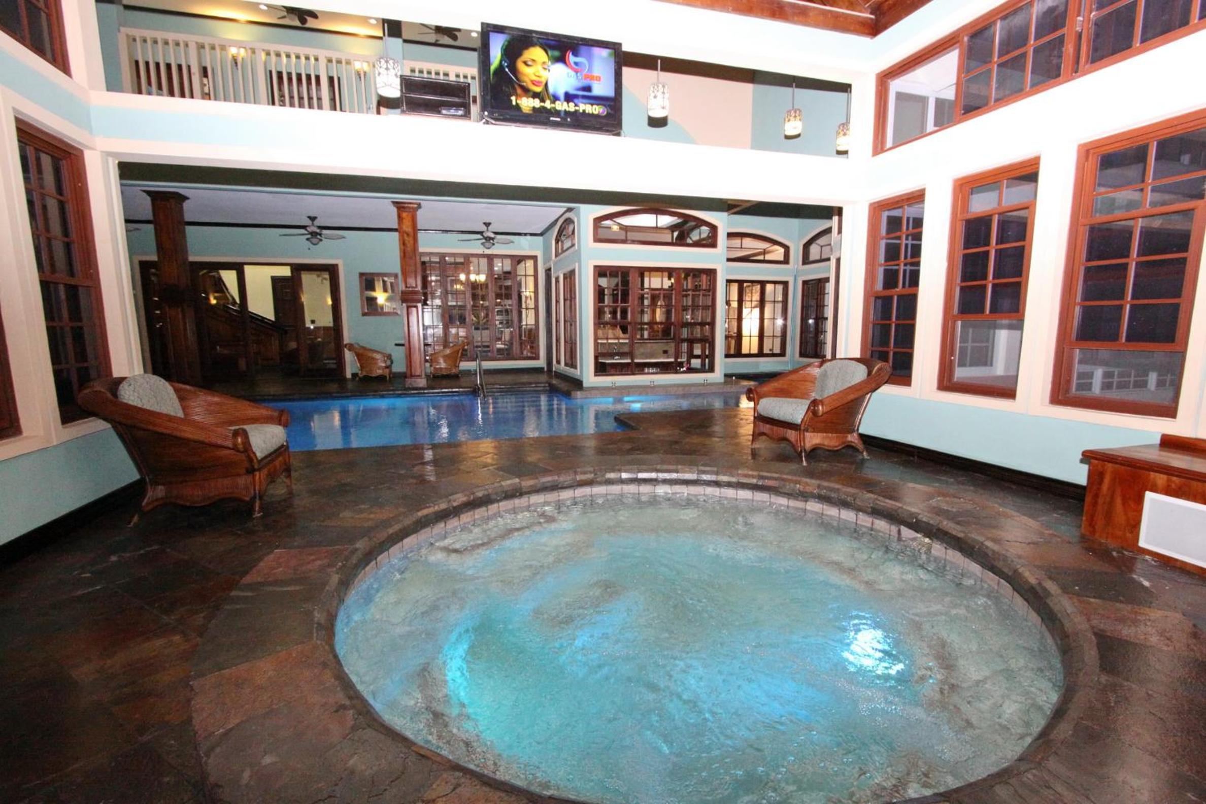 Villa Dora Mae