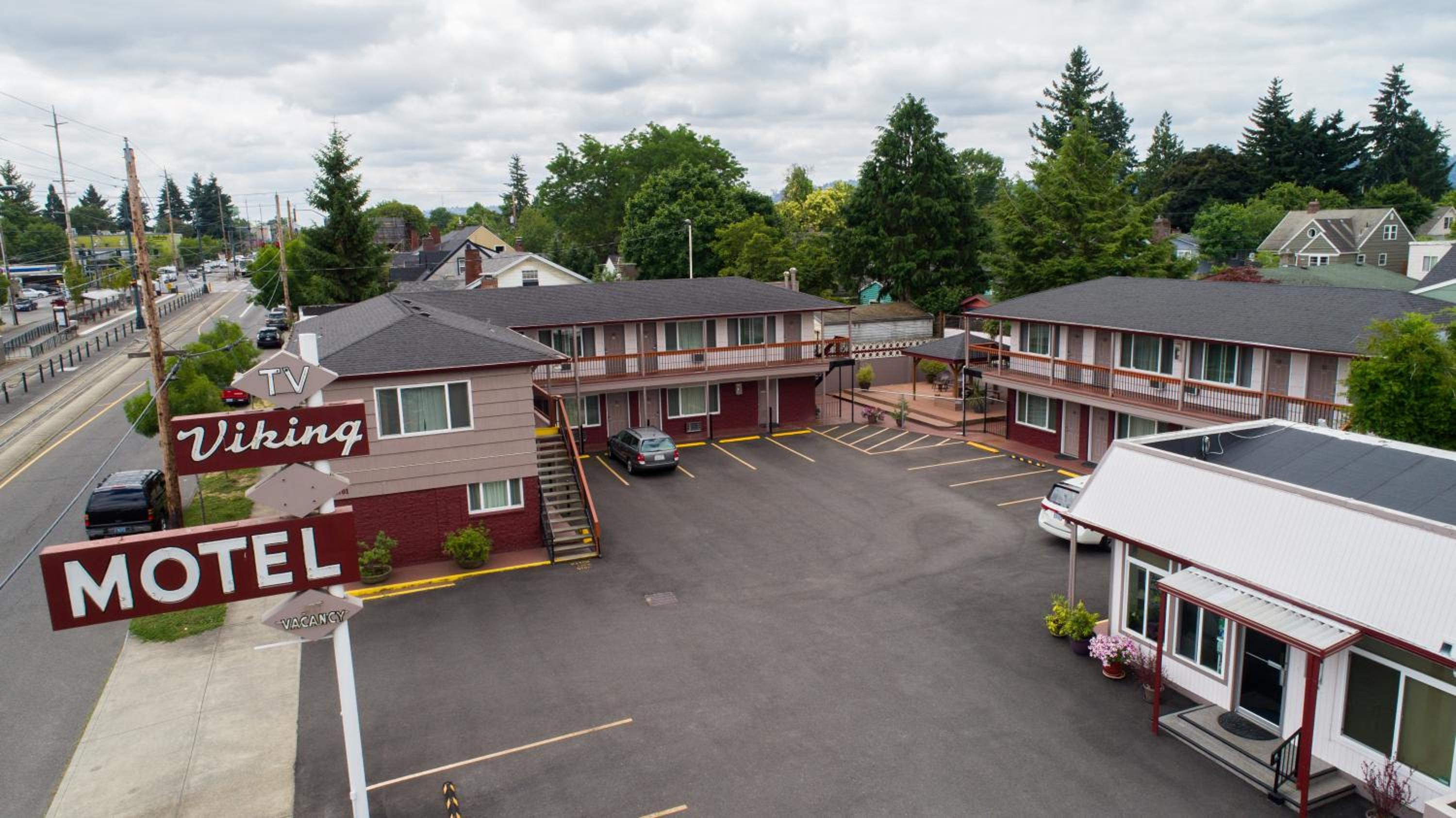 Viking Motel view 2