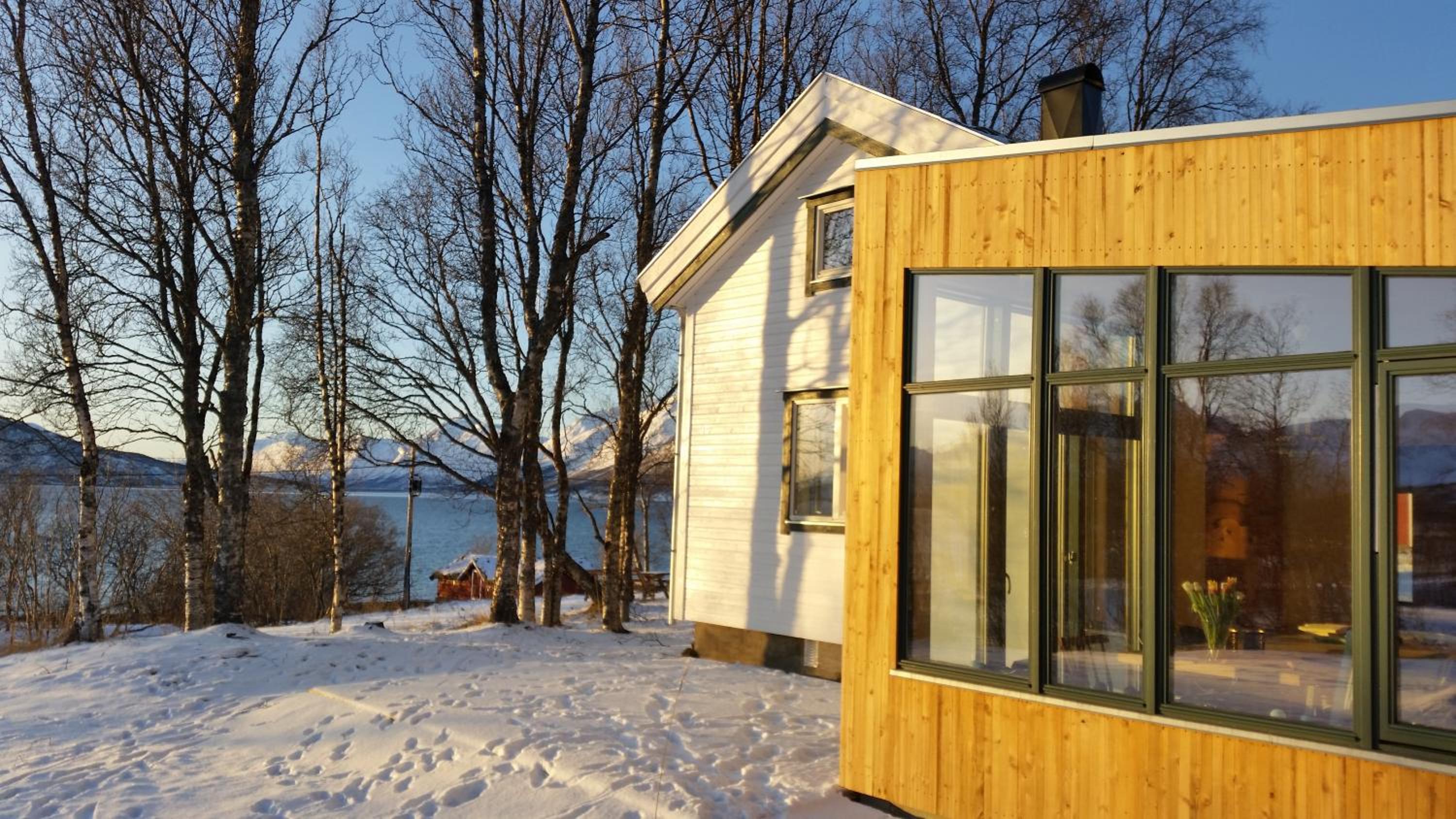 Gamtunet Lyngen view 2