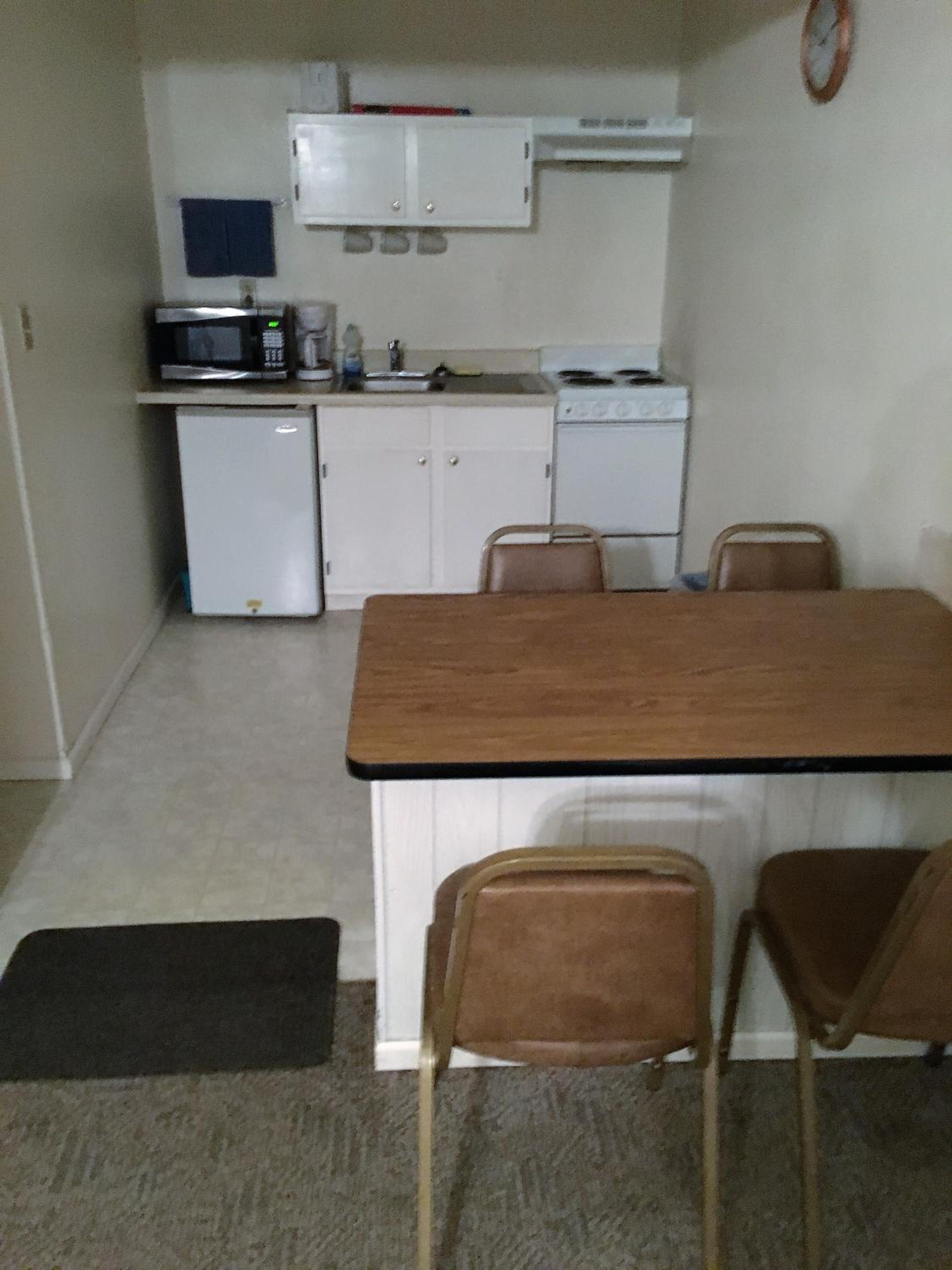 Hunters Lodge Motel
