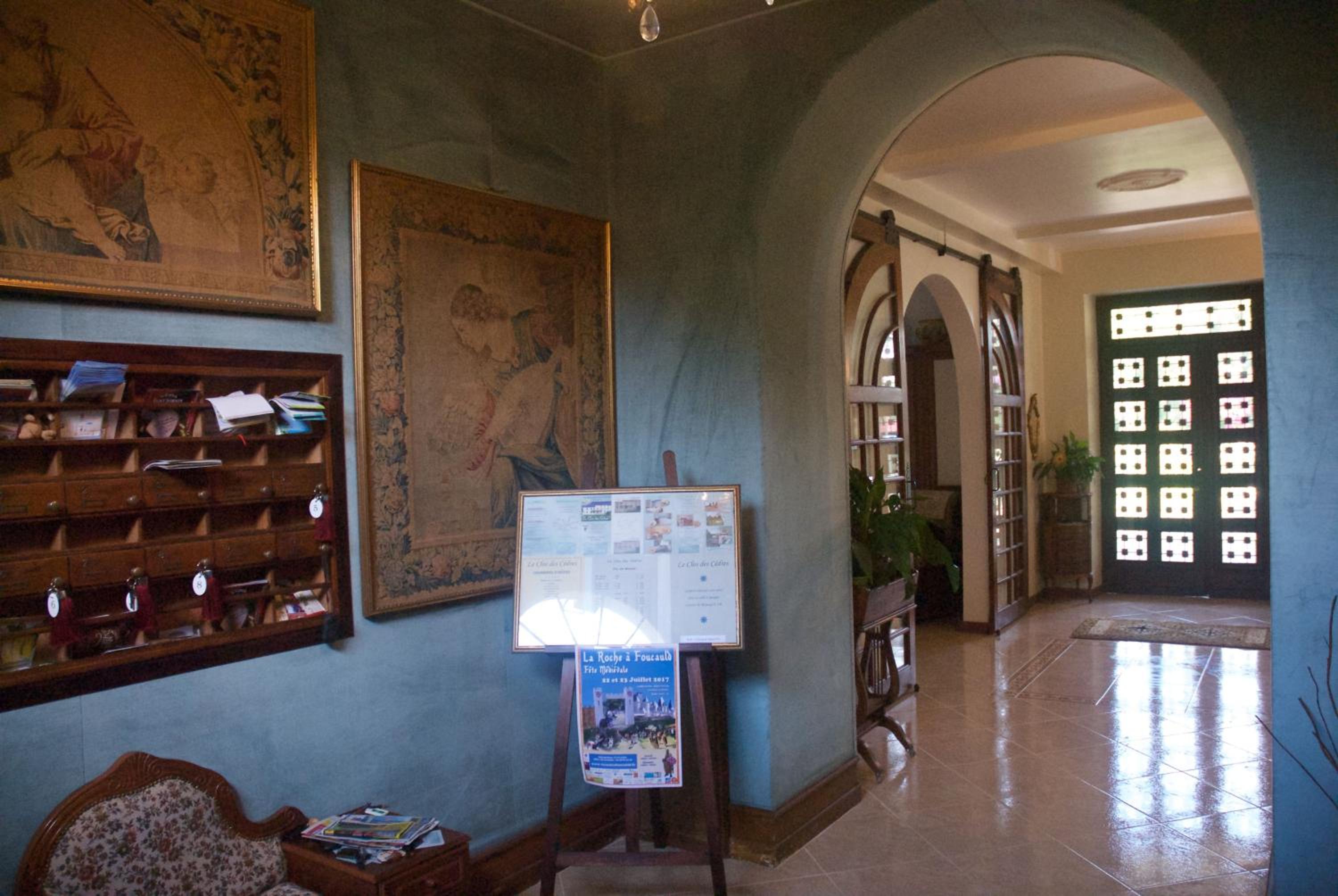 Le Clos des Cèdres b&b
