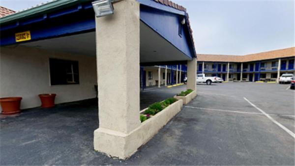 Travel Inn & Suite