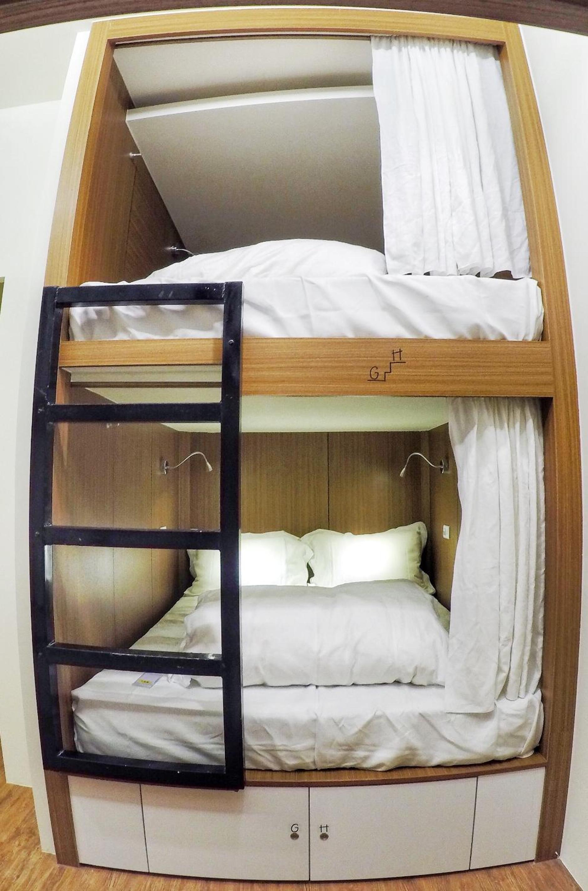 Master Chitow Hostel