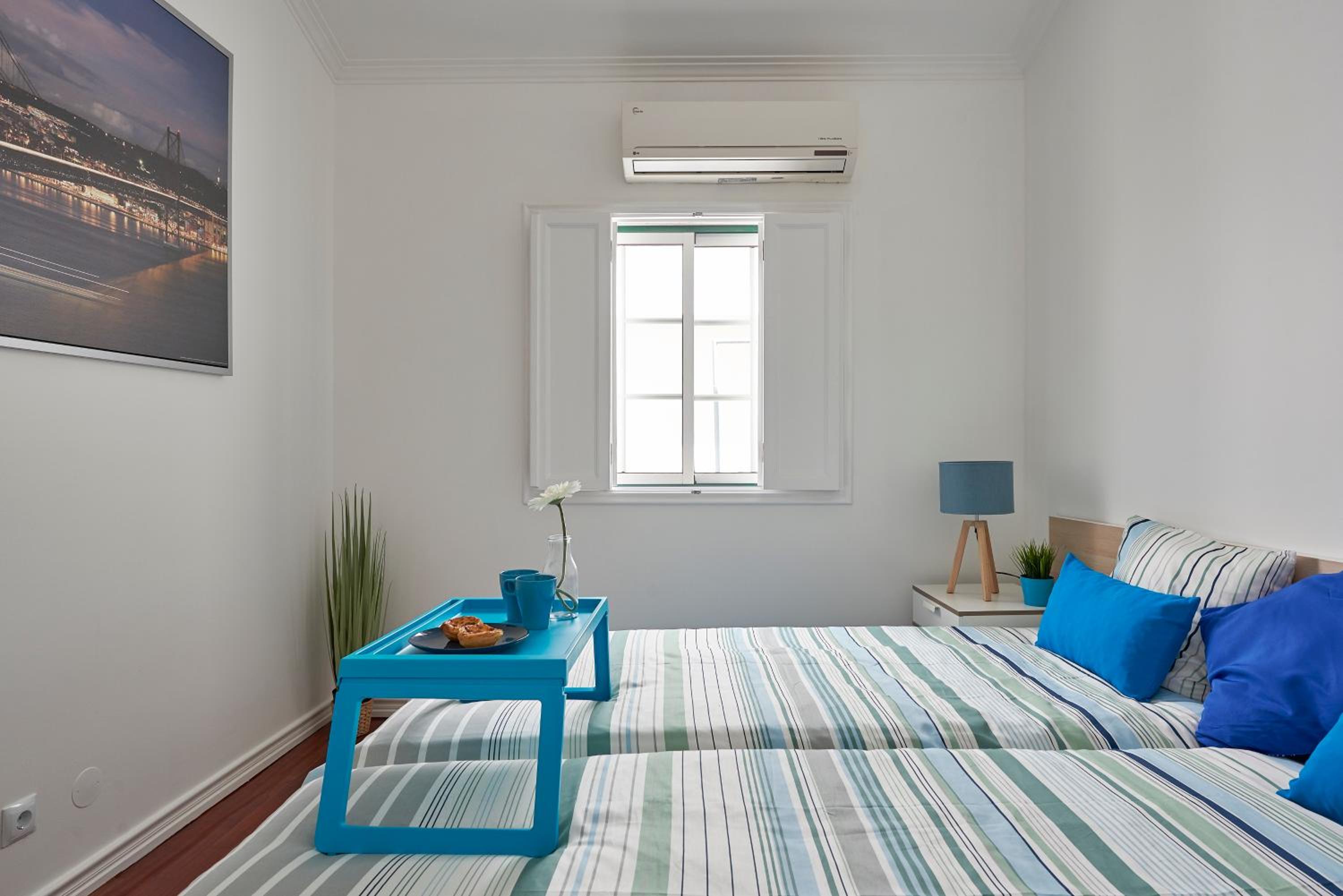 Cozy apartment in historic center with terrace view 4