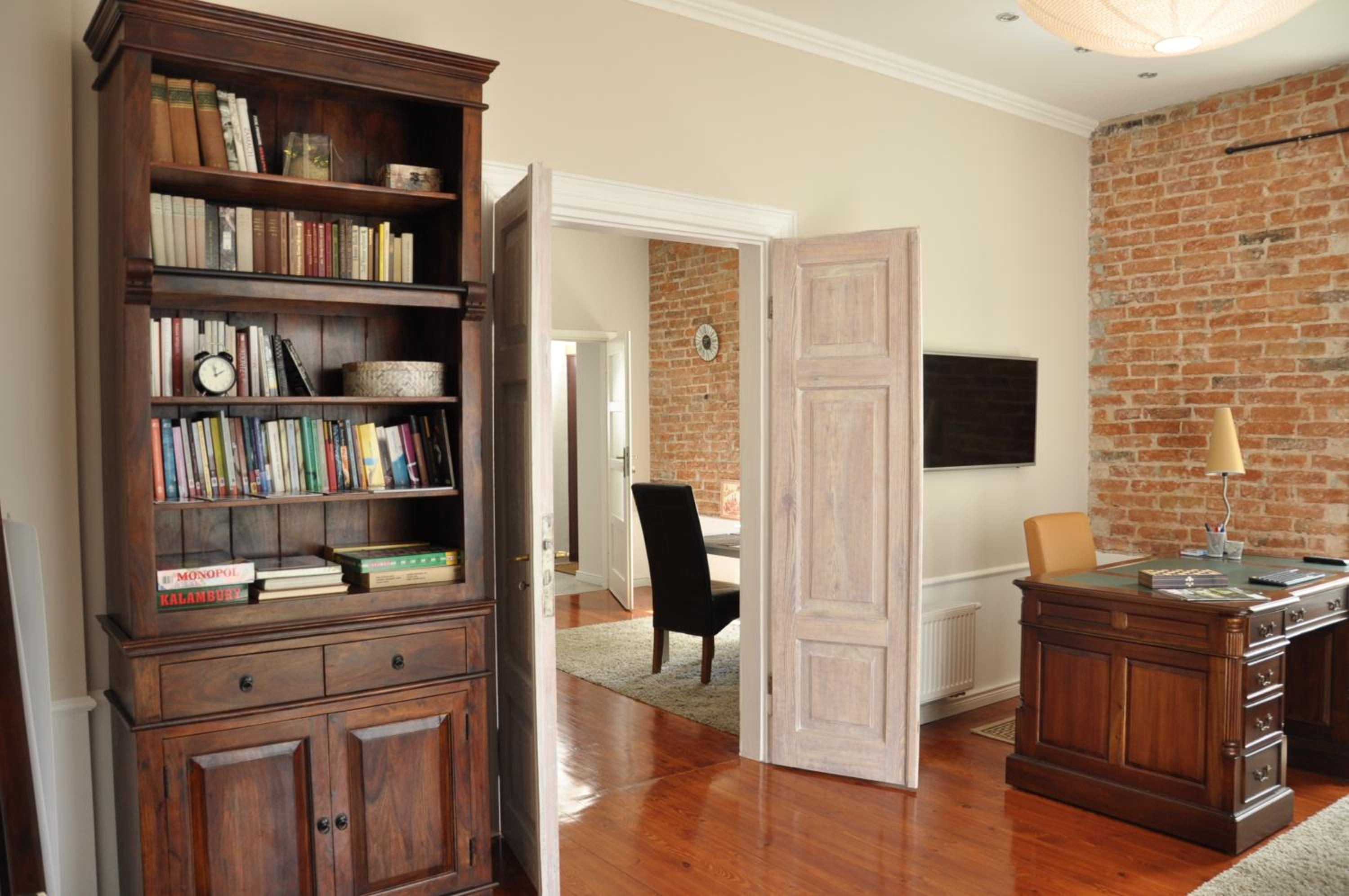 BE WELL 3-Rooms Apartment with Parking and Garden view 4