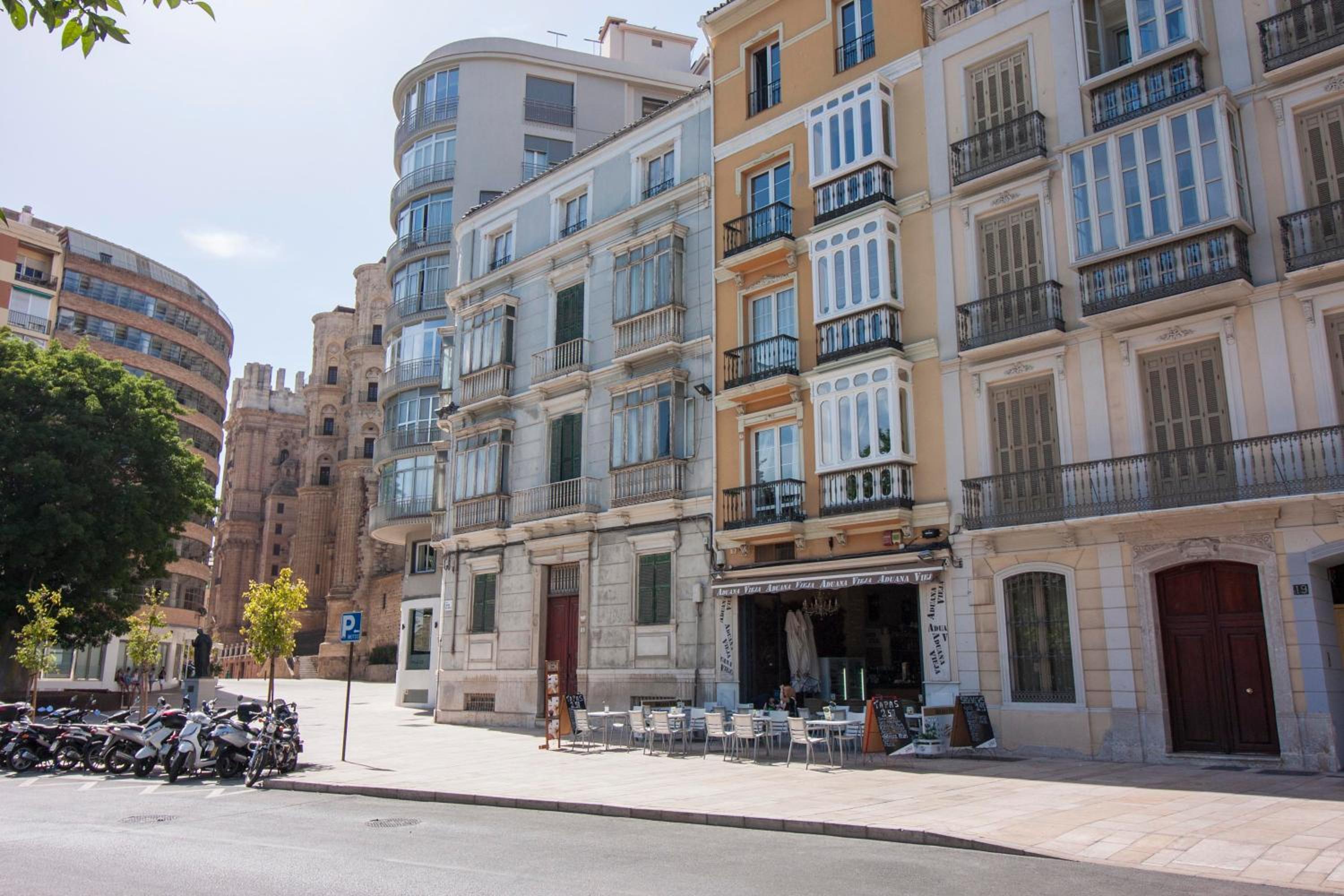 Cortina Apartments !