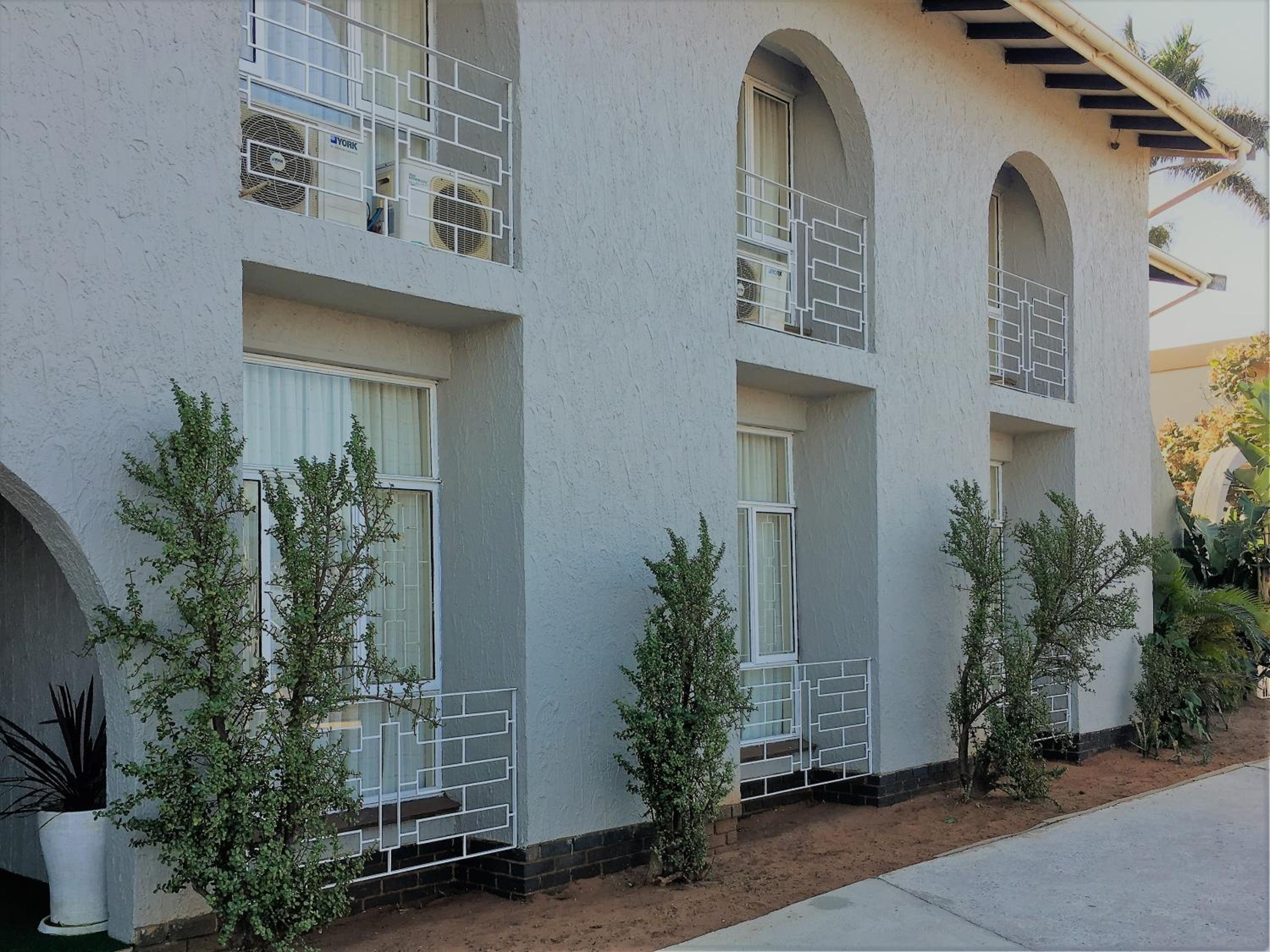 Hotel Eden Rose Manor B&B