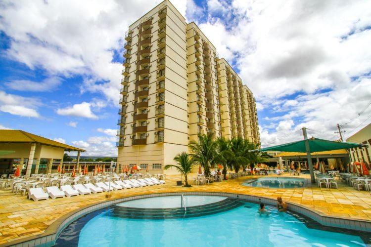 Diroma Exclusive - Piscinas termais 24 horas, sauna, copa da mamãe, limpeza diária, estacionamento grátis! Fornecemos roupa de cama - Não fornecemos toalha