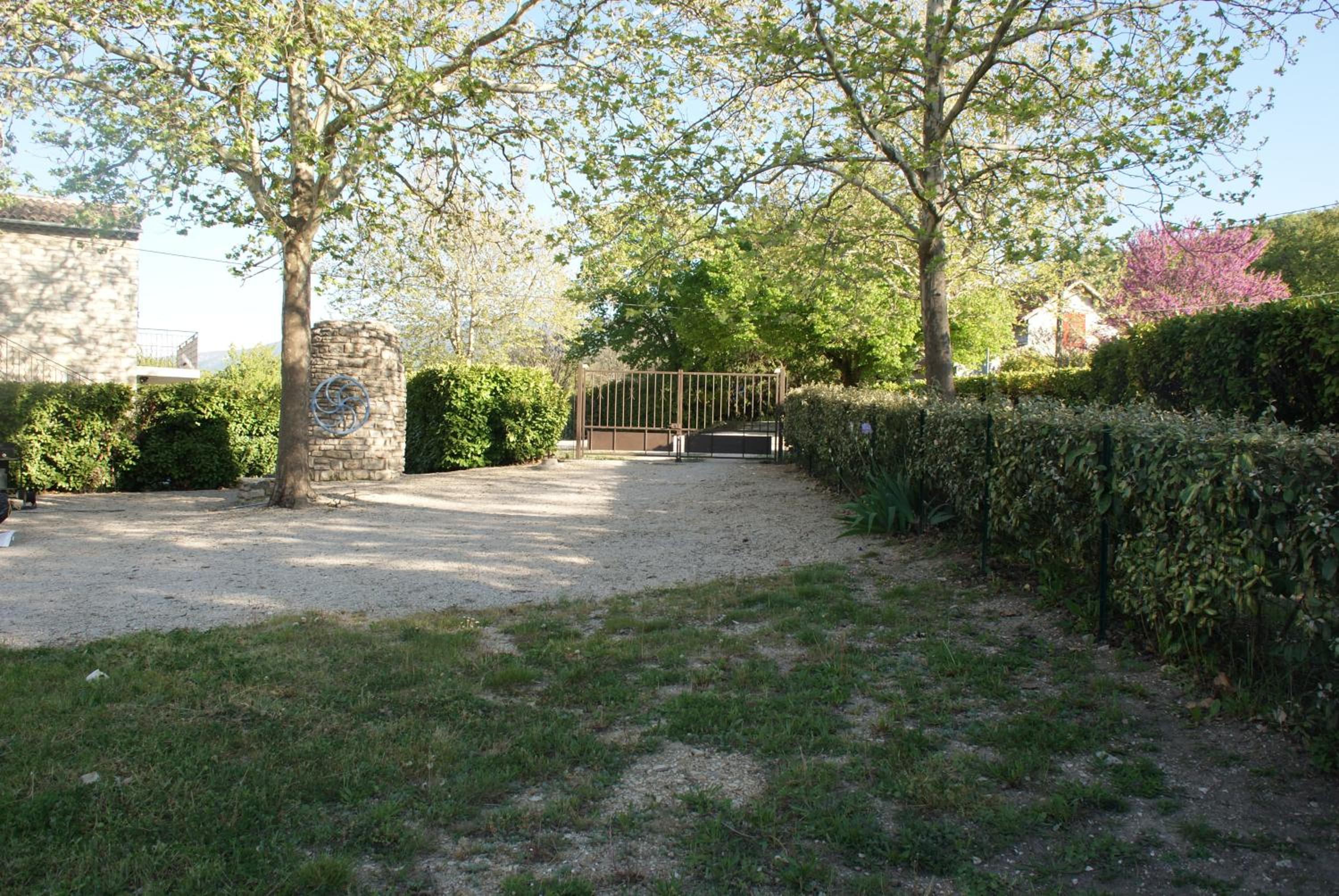 Photo 24