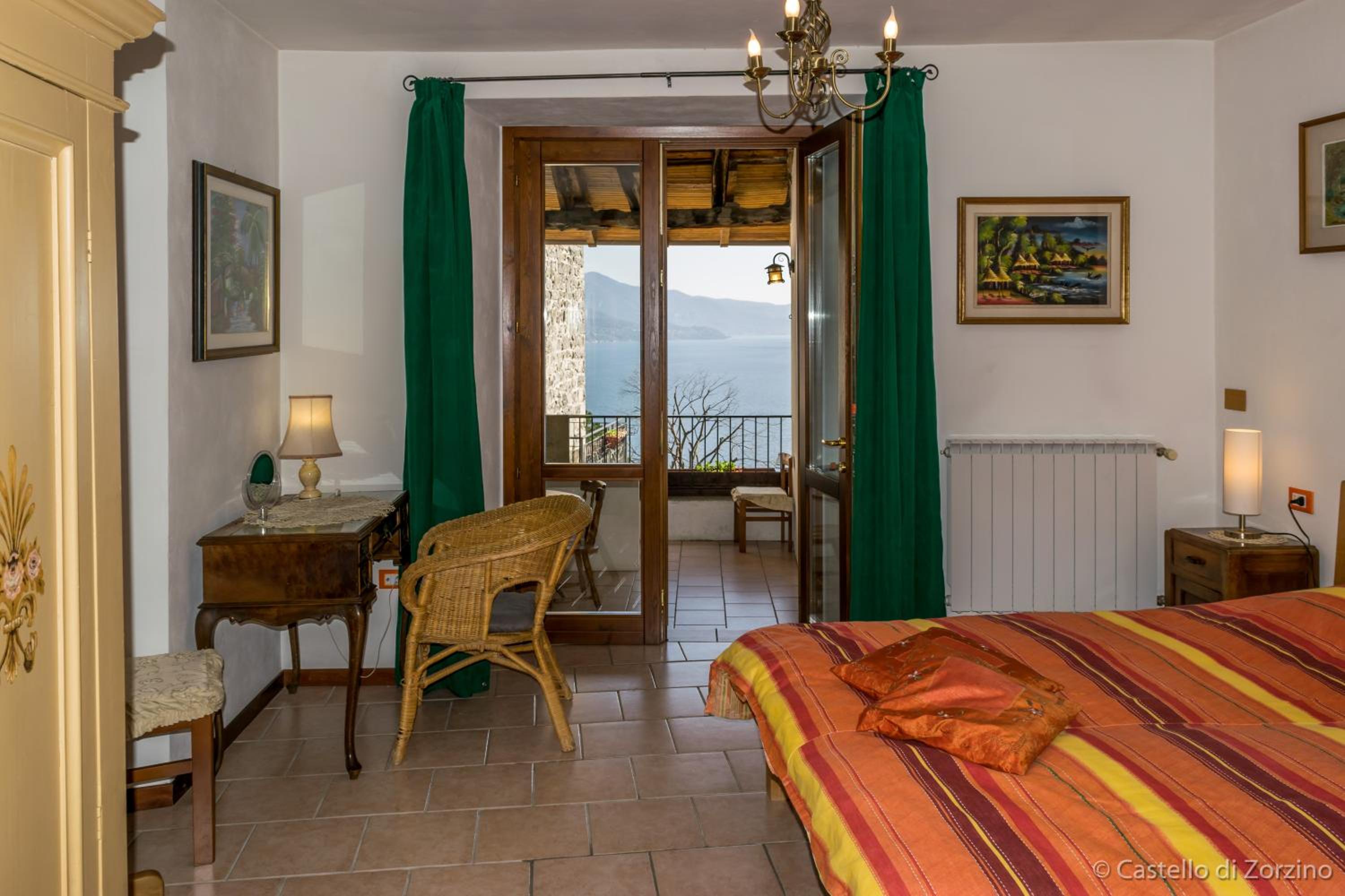 Castello di Zorzino Iseo lake