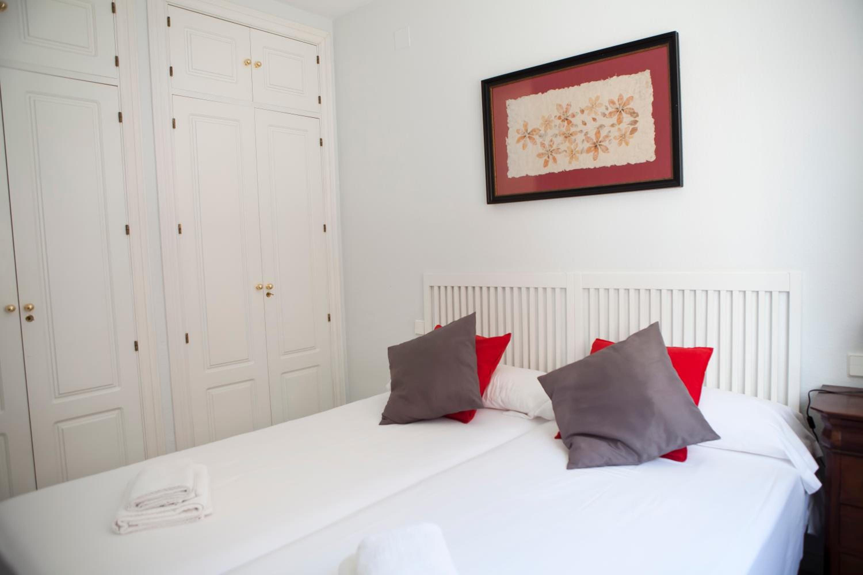 Apartamento Buhaira view 2