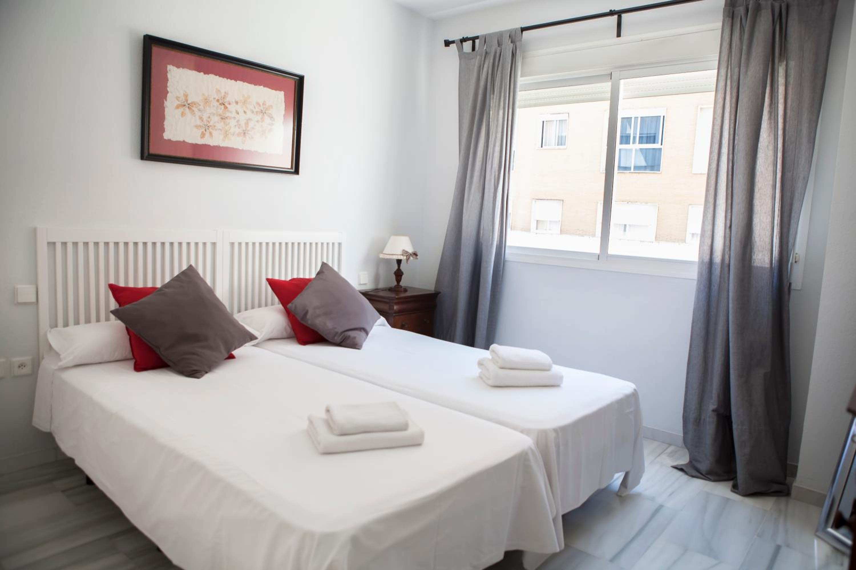 Apartamento Buhaira view 5