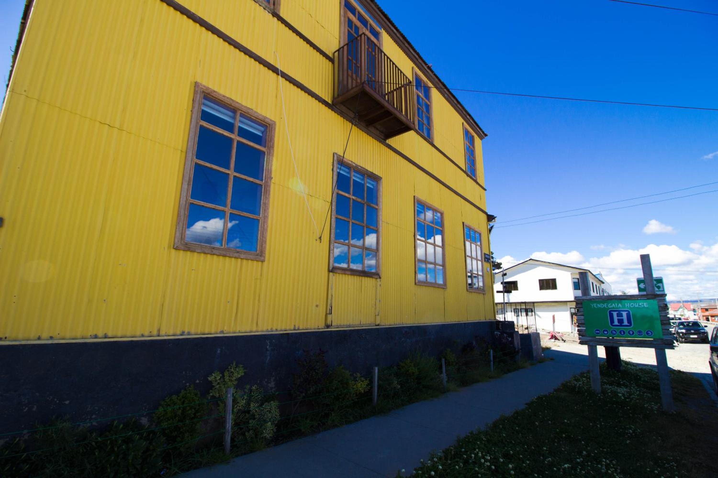 Yendegaia House