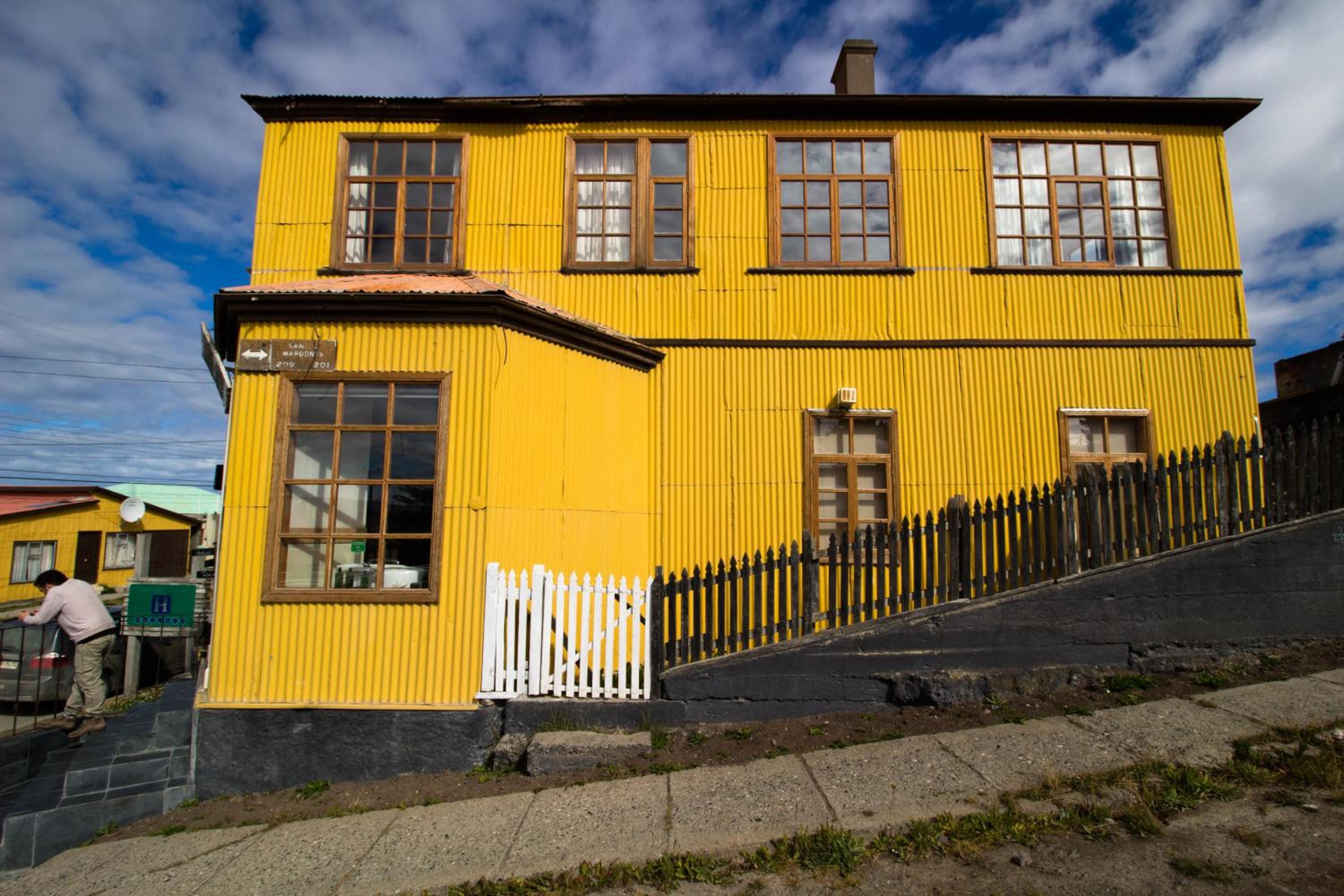 Yendegaia House