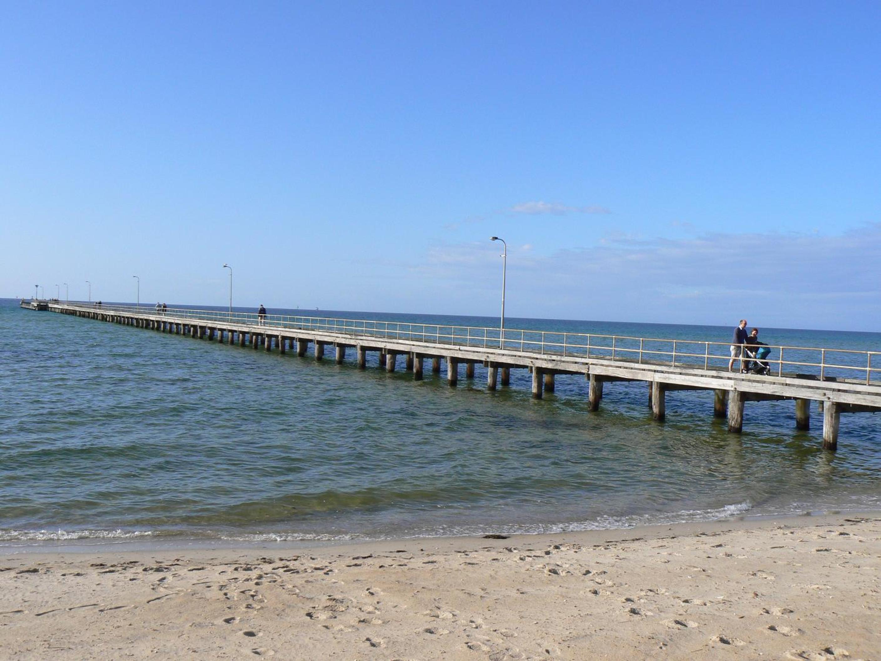 Rosebud Beach Unit 200 mt to Beach Late checkout