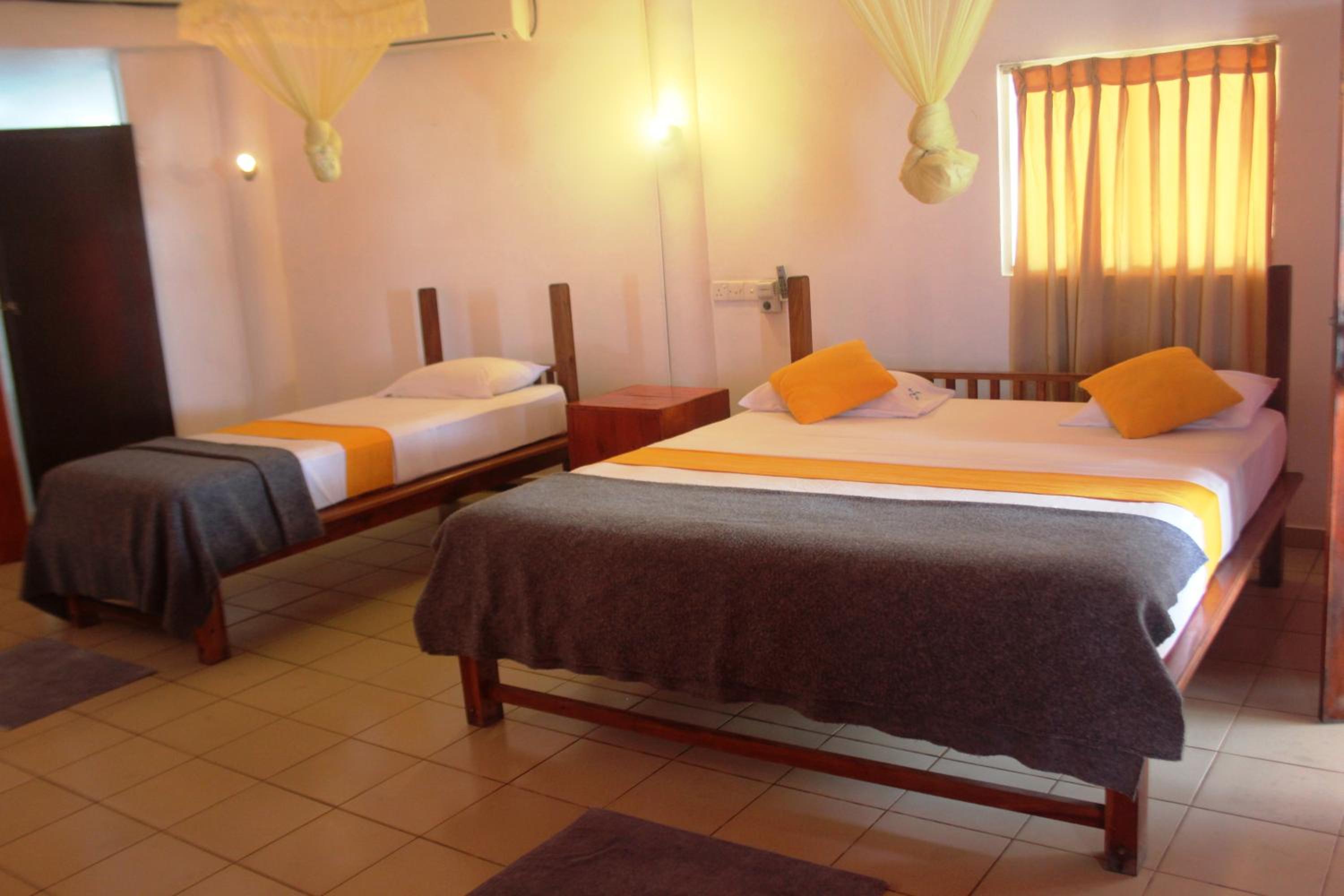 Shanthi Beach Resort