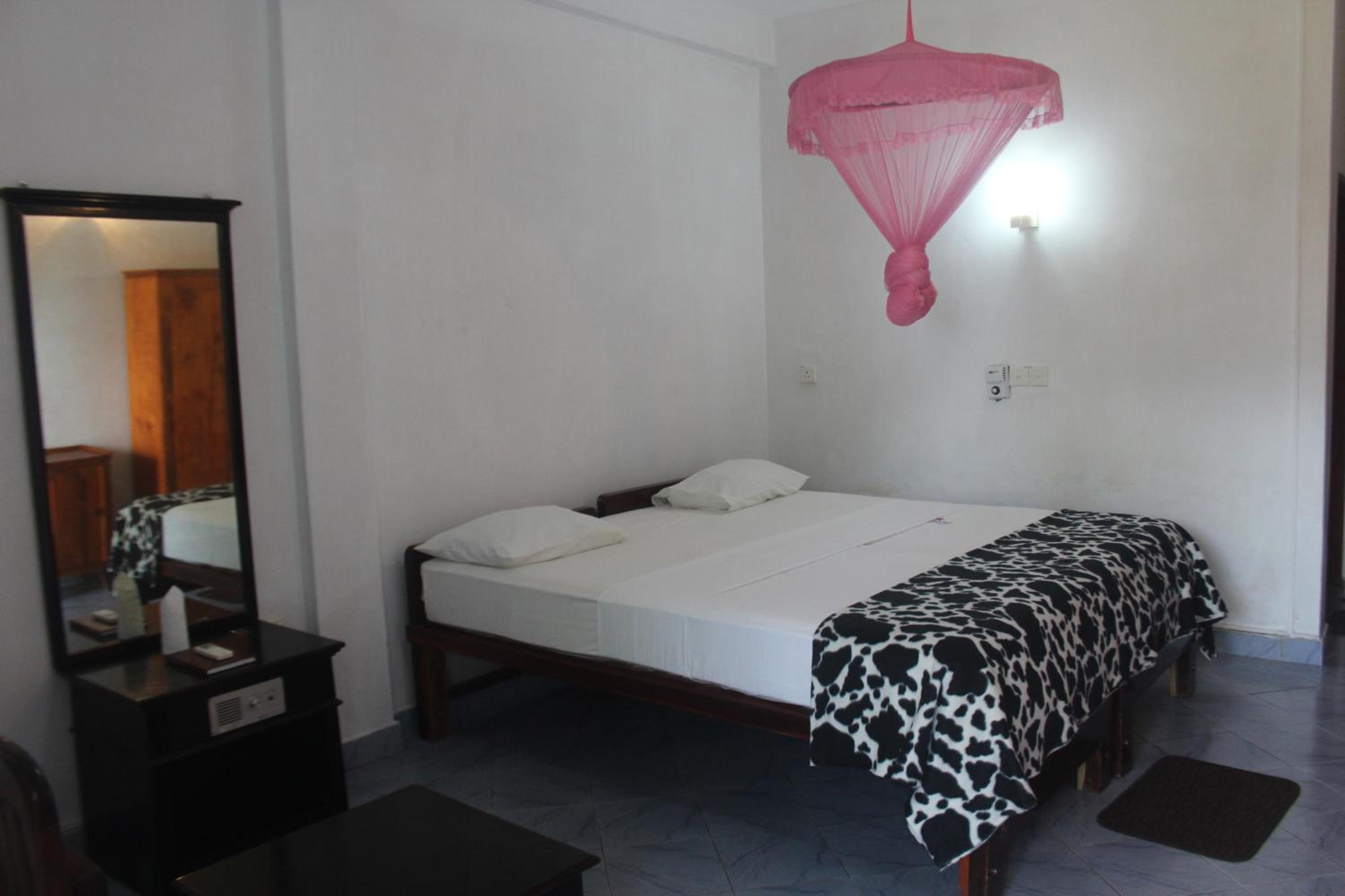 Shanthi Beach Resort